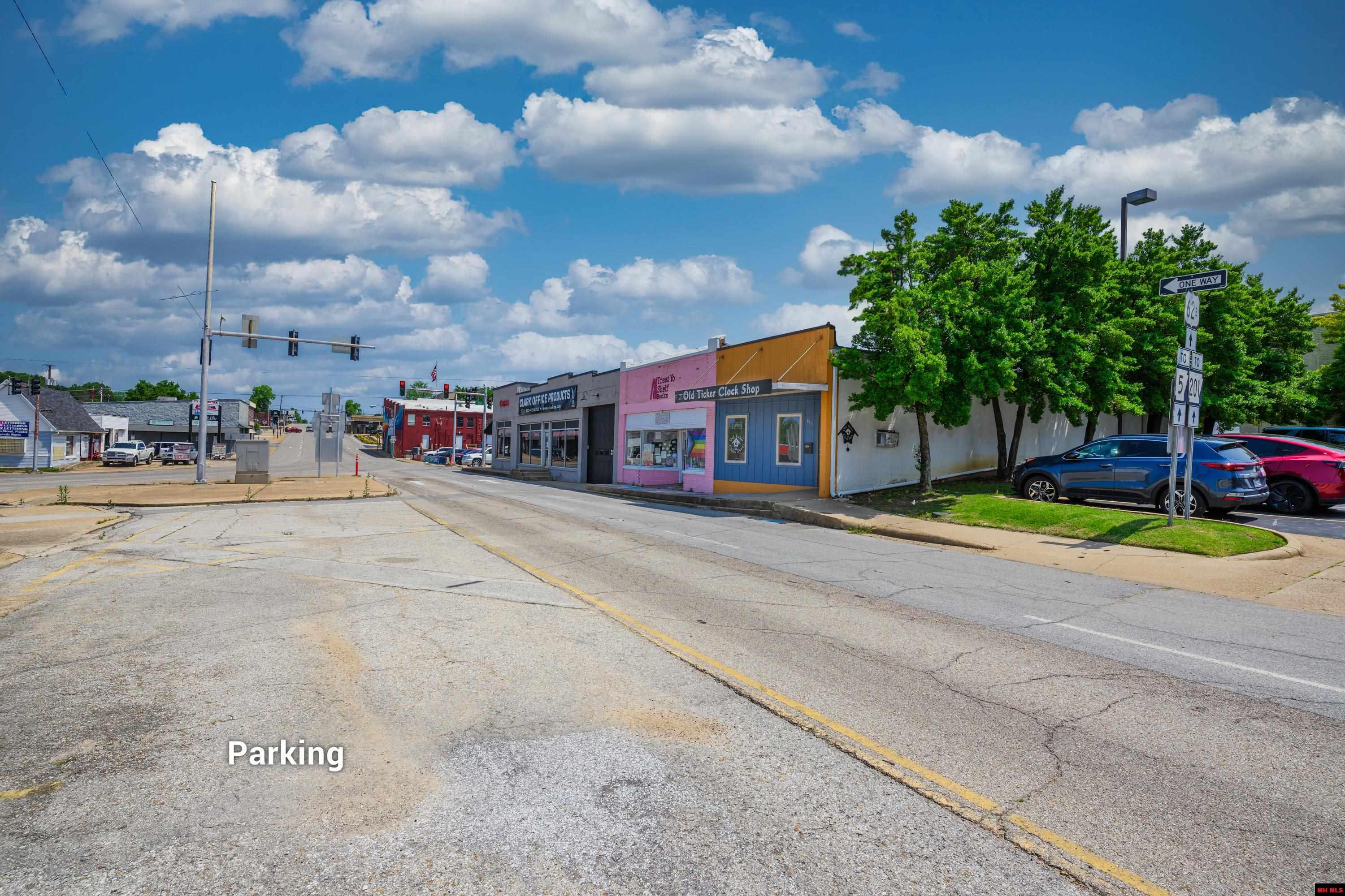 813 S MAIN STREET Mountain Home, AR