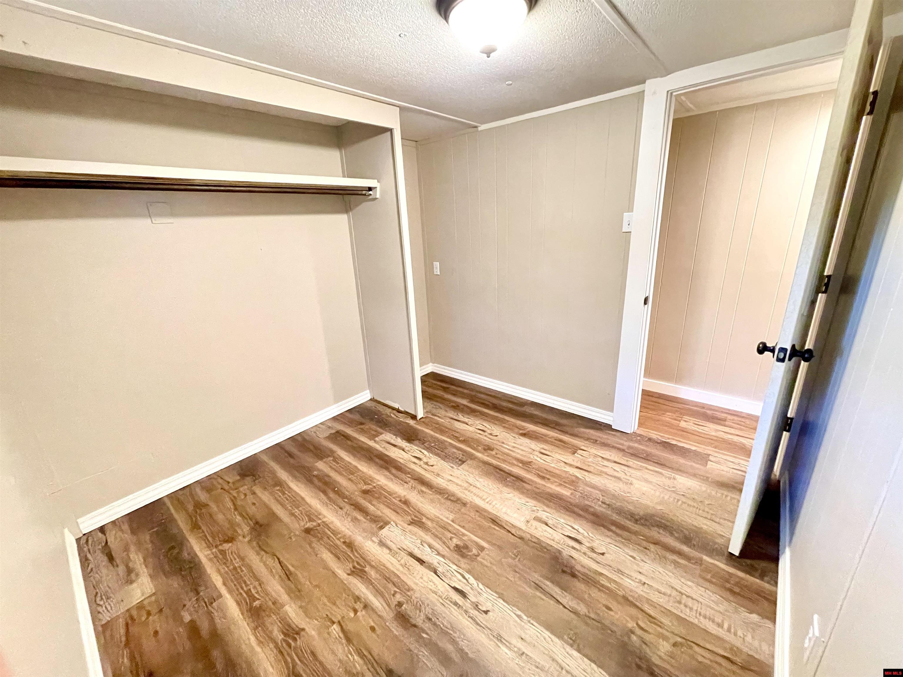 407 HARRIS ROAD Pineville, AR 72556