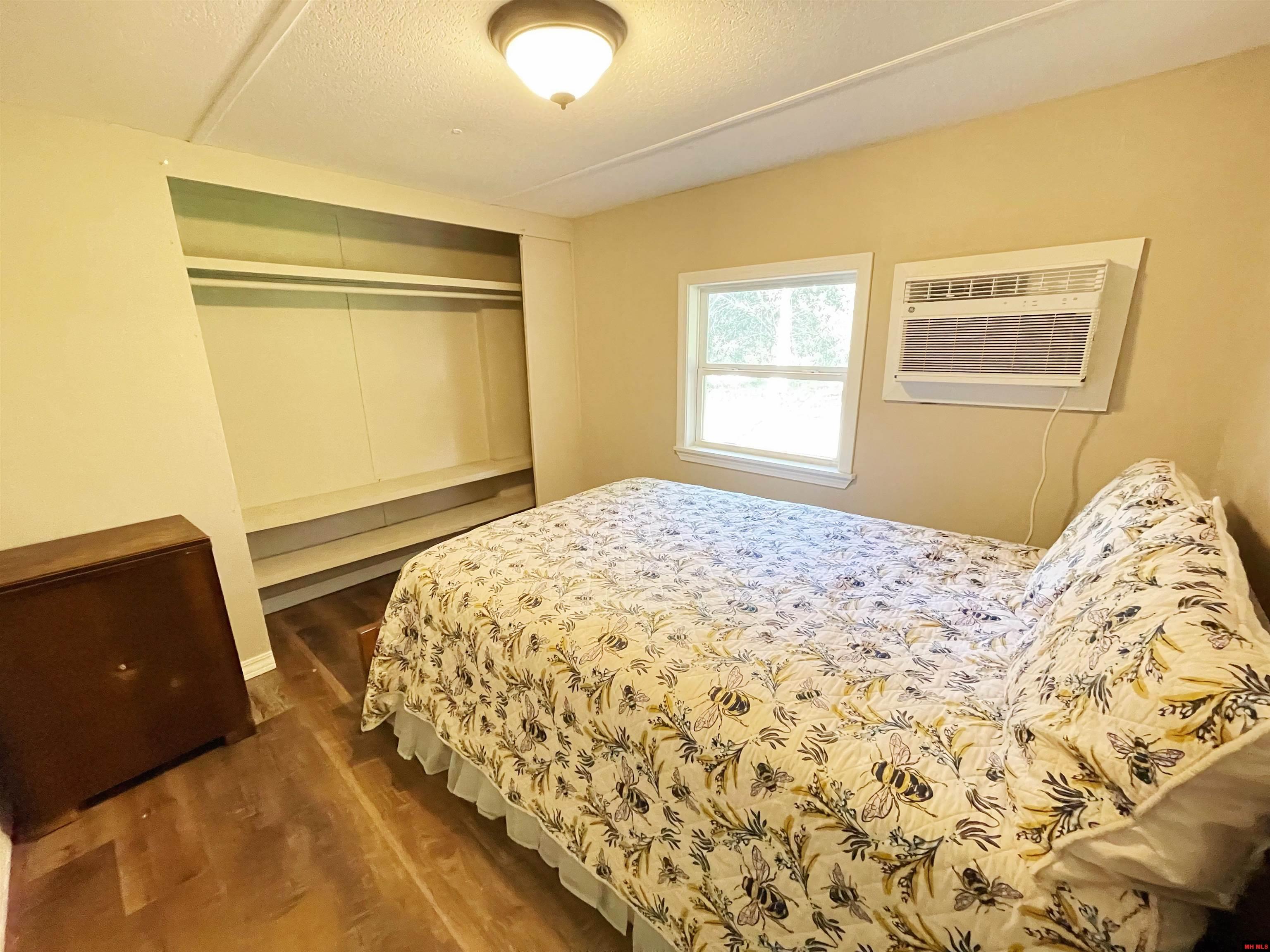 407 HARRIS ROAD Pineville, AR 72556