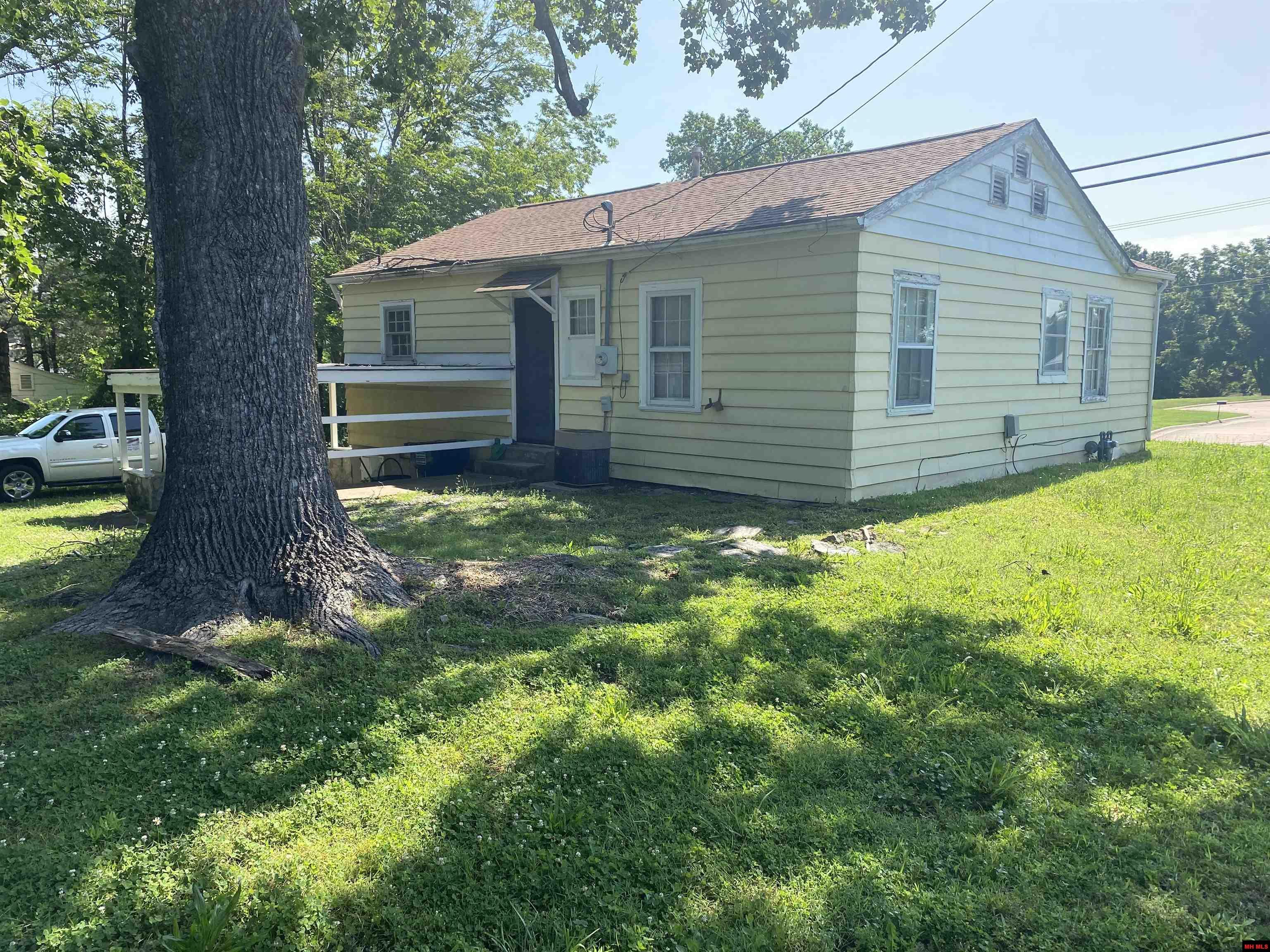 1334 HWY 62 WEST Mountain Home, AR