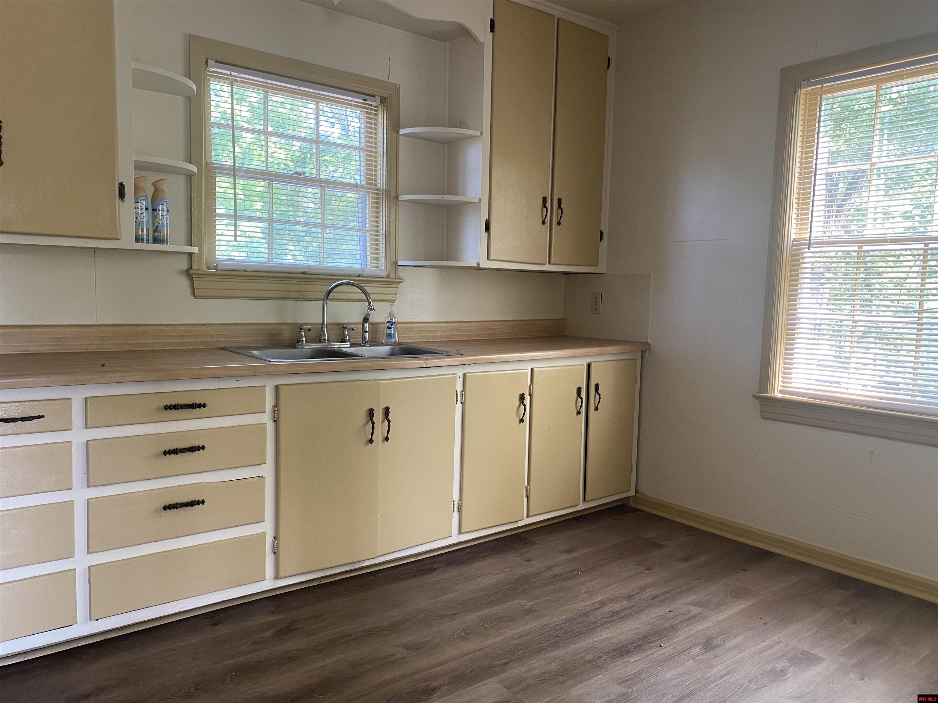 1334 HWY 62 WEST Mountain Home, AR