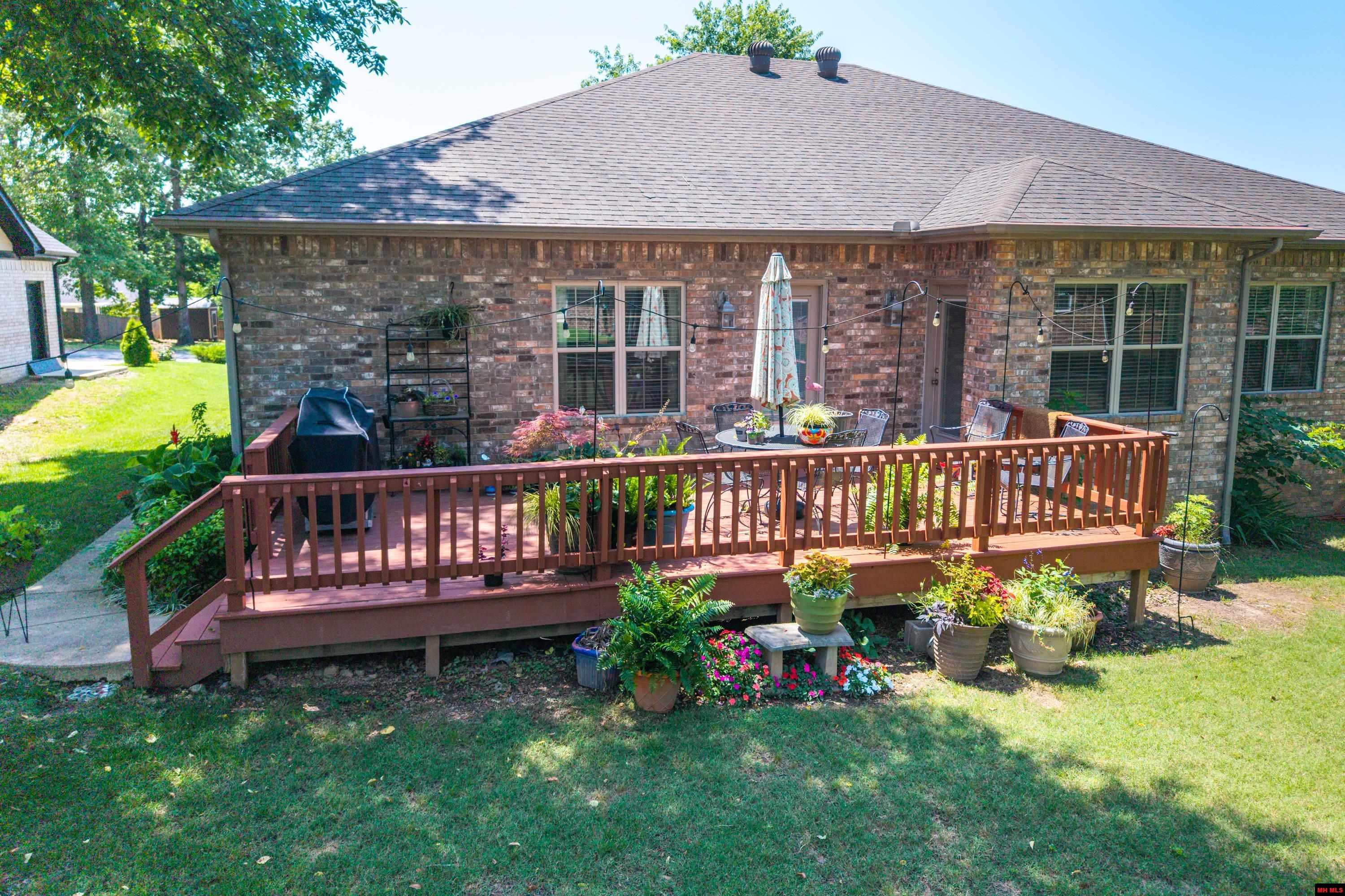 1343 HAMPSHIRE CIRCLE Mountain Home, AR