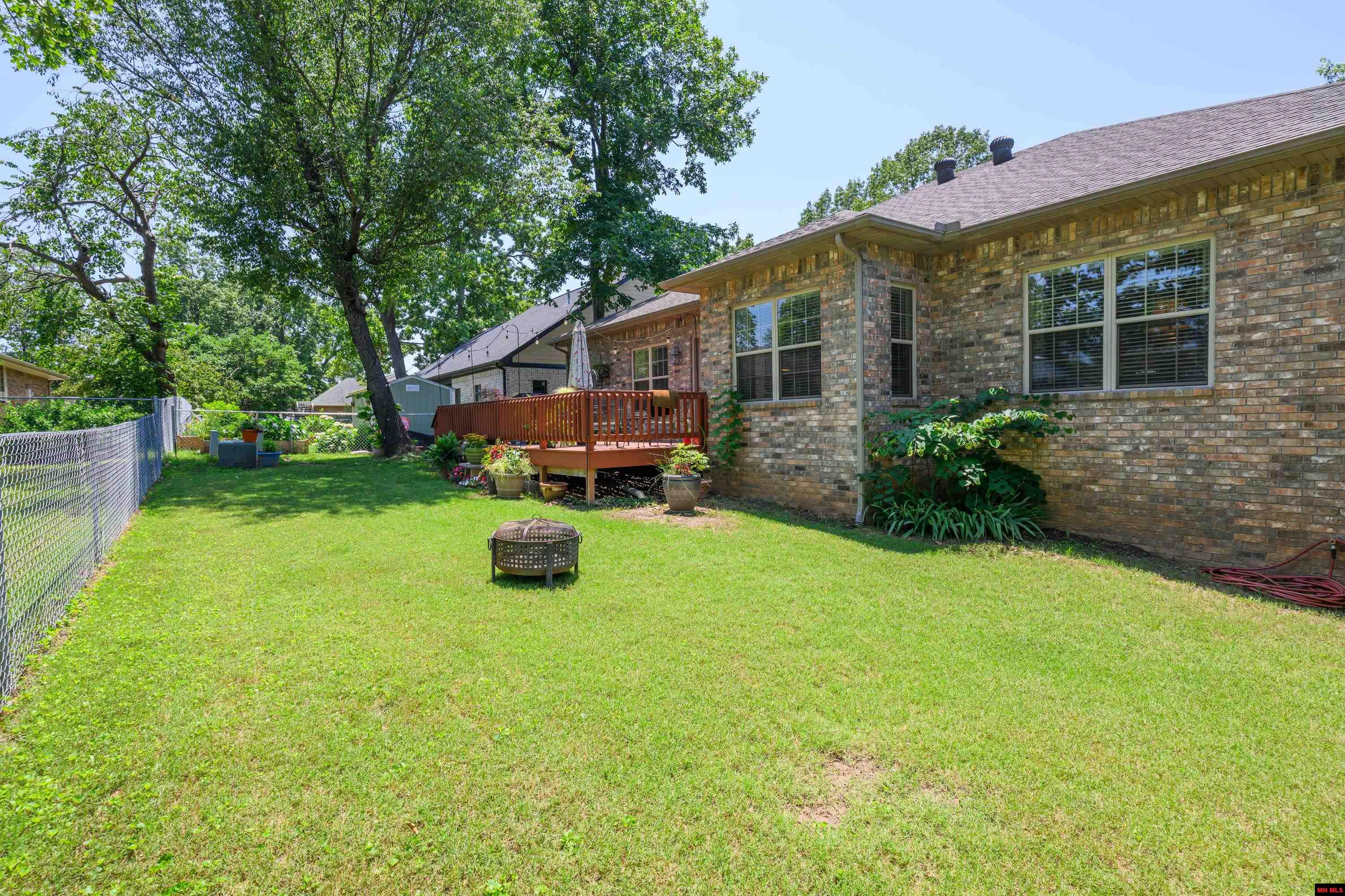1343 HAMPSHIRE CIRCLE Mountain Home, AR