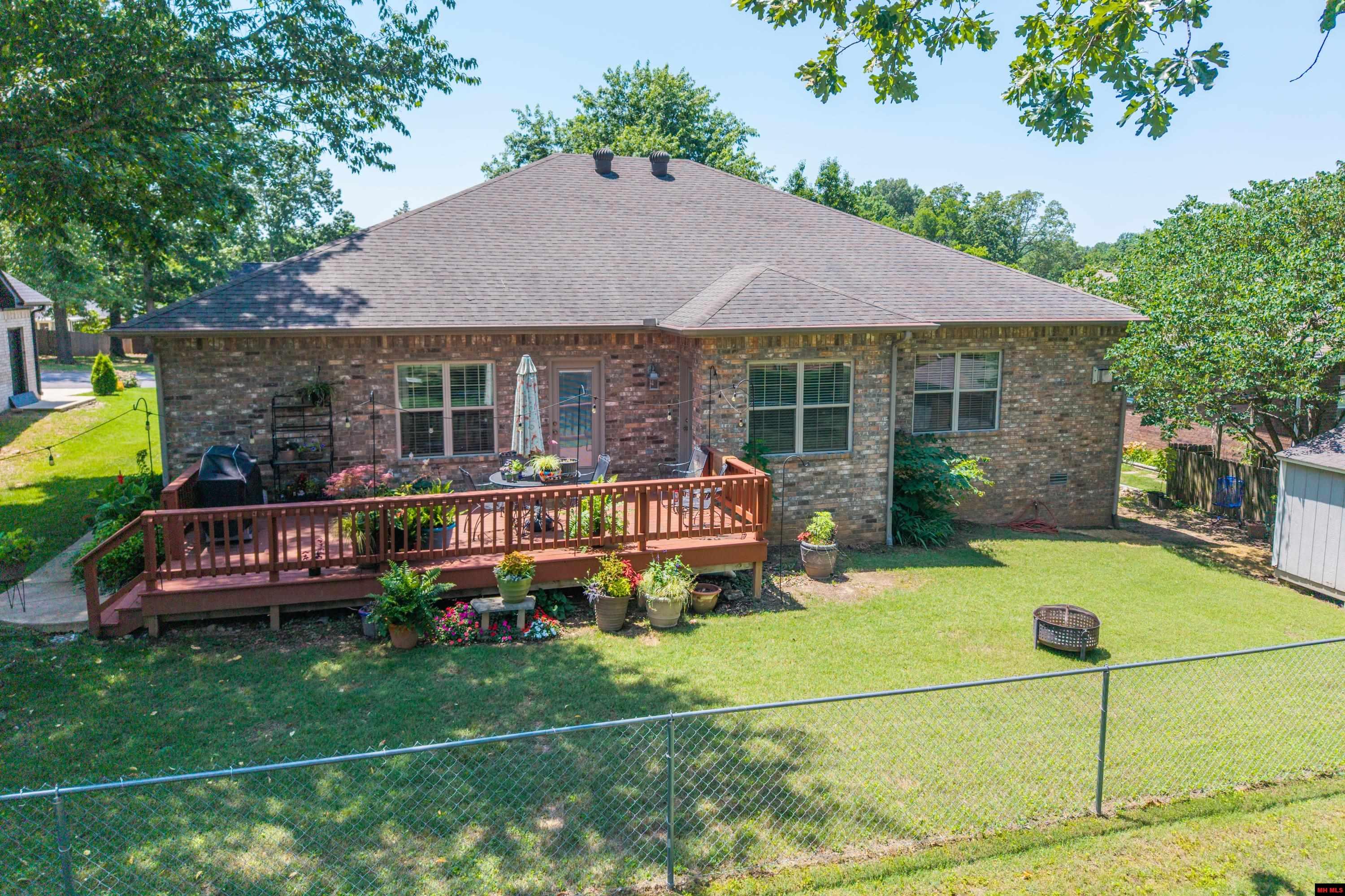 1343 HAMPSHIRE CIRCLE Mountain Home, AR