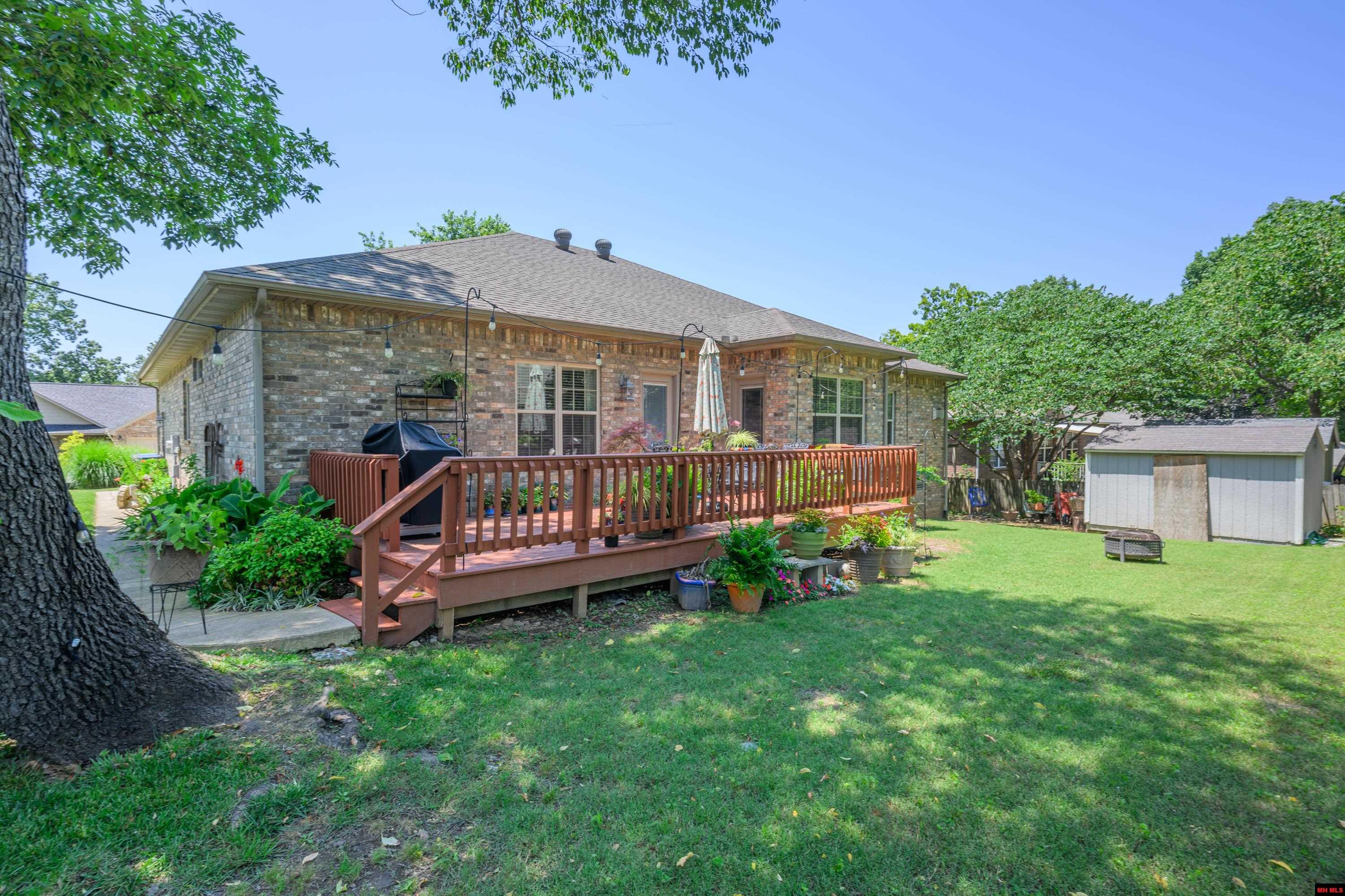 1343 HAMPSHIRE CIRCLE Mountain Home, AR