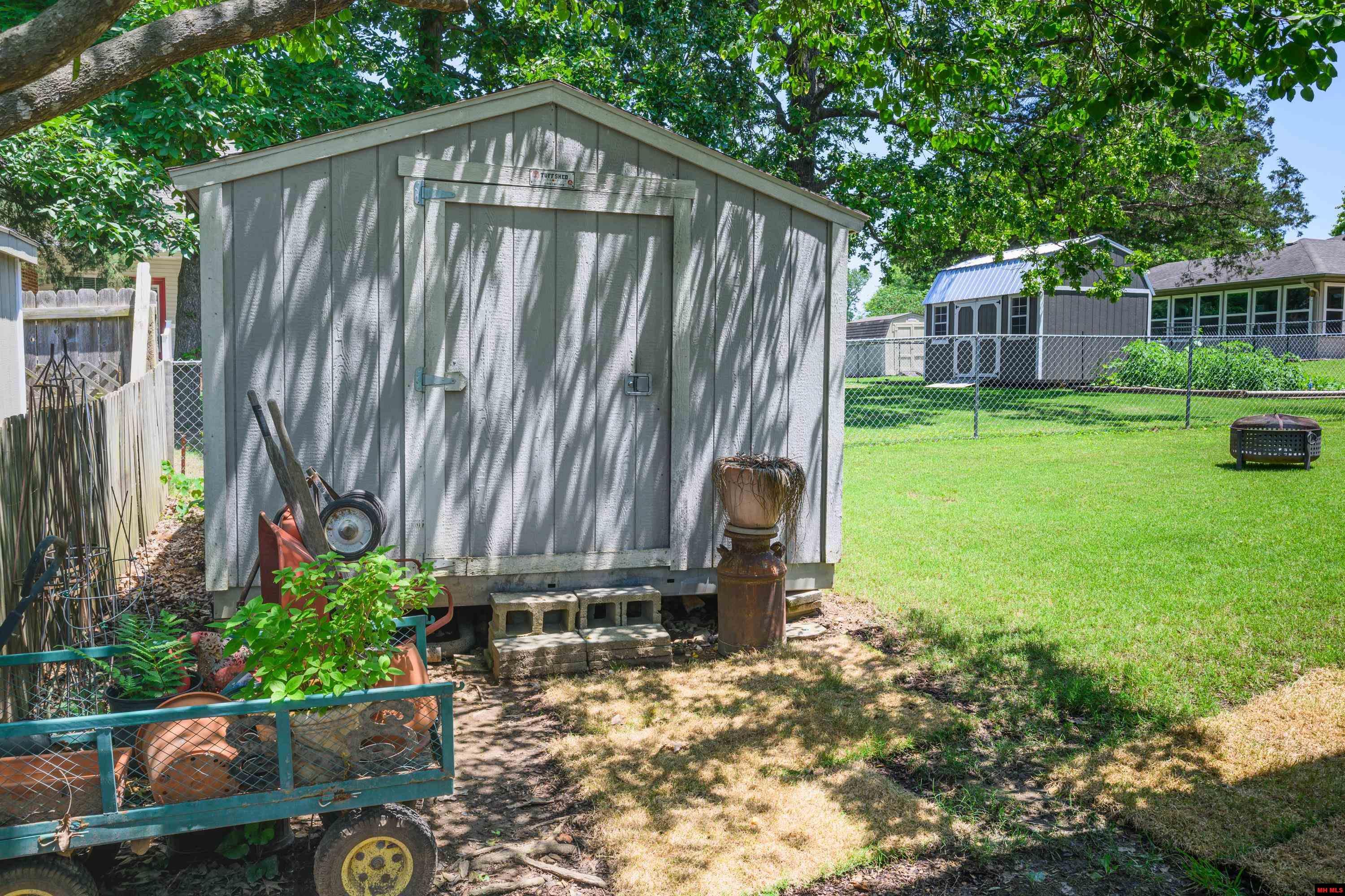 1343 HAMPSHIRE CIRCLE Mountain Home, AR