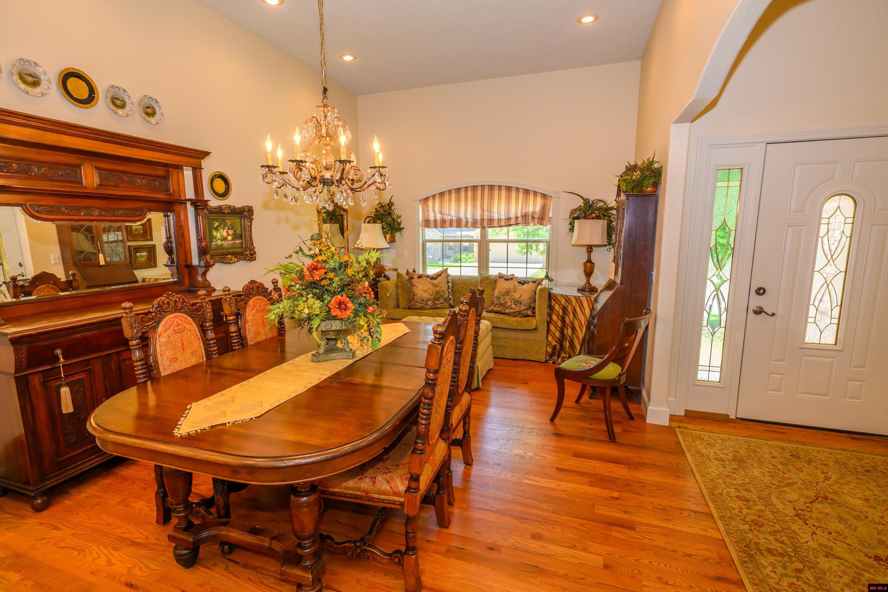 1343 HAMPSHIRE CIRCLE Mountain Home, AR