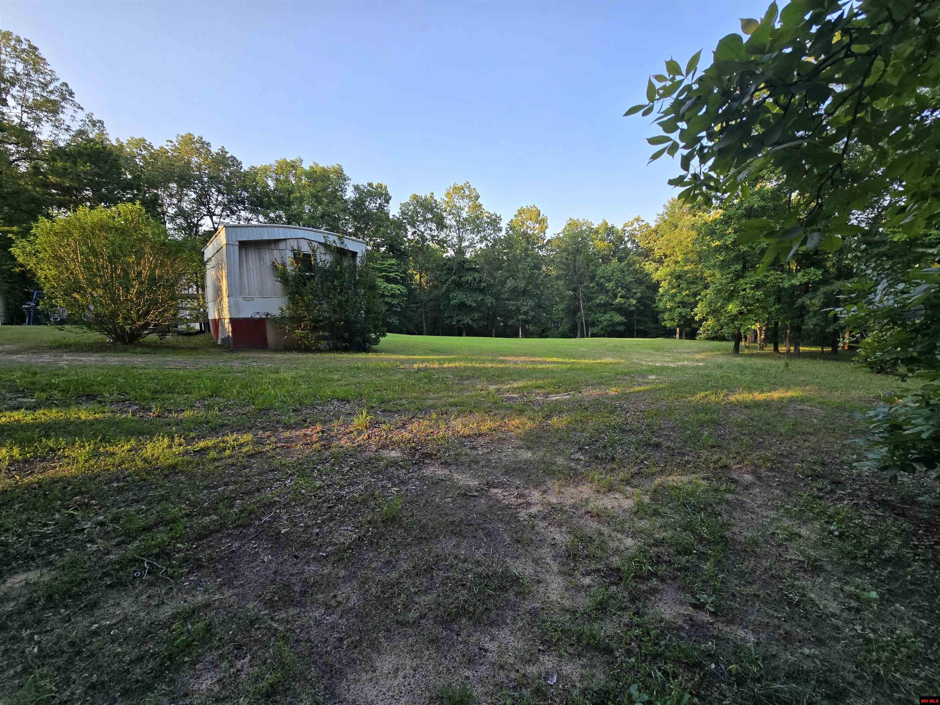 148 HOPEWELL HOLLOW ROAD Norfork, AR