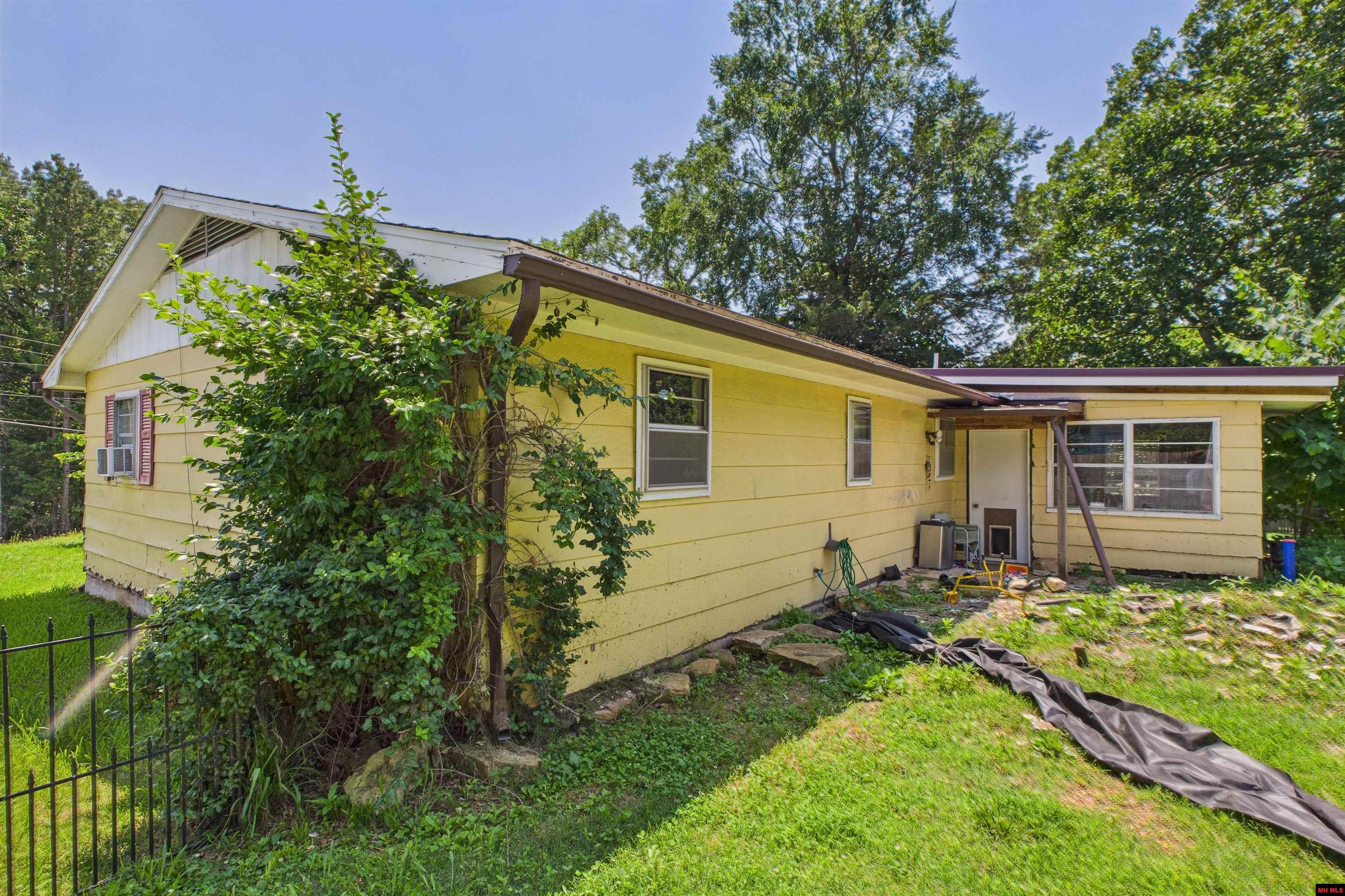 110 MCDONALD MEADOWS PARKWAY Bull Shoals, AR