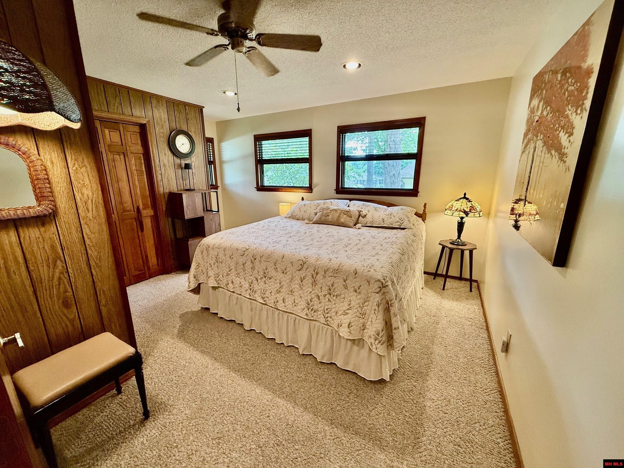 208 S KINGSWOOD DRIVE Mountain Home, AR 72653