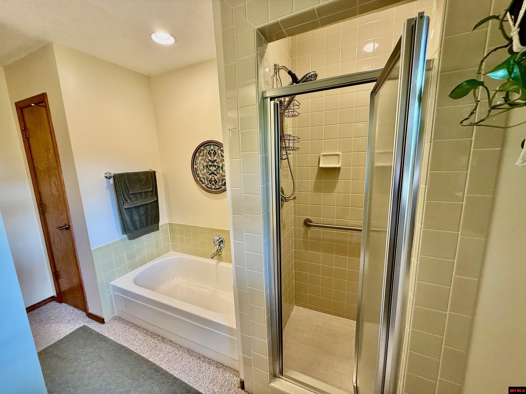 208 S KINGSWOOD DRIVE Mountain Home, AR 72653