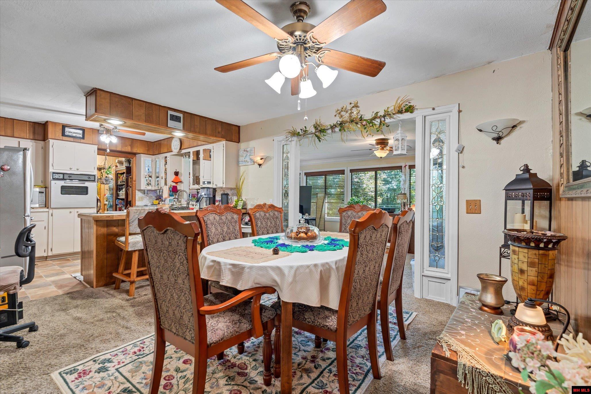 108 GREGORY STREET Norfork, AR 72658