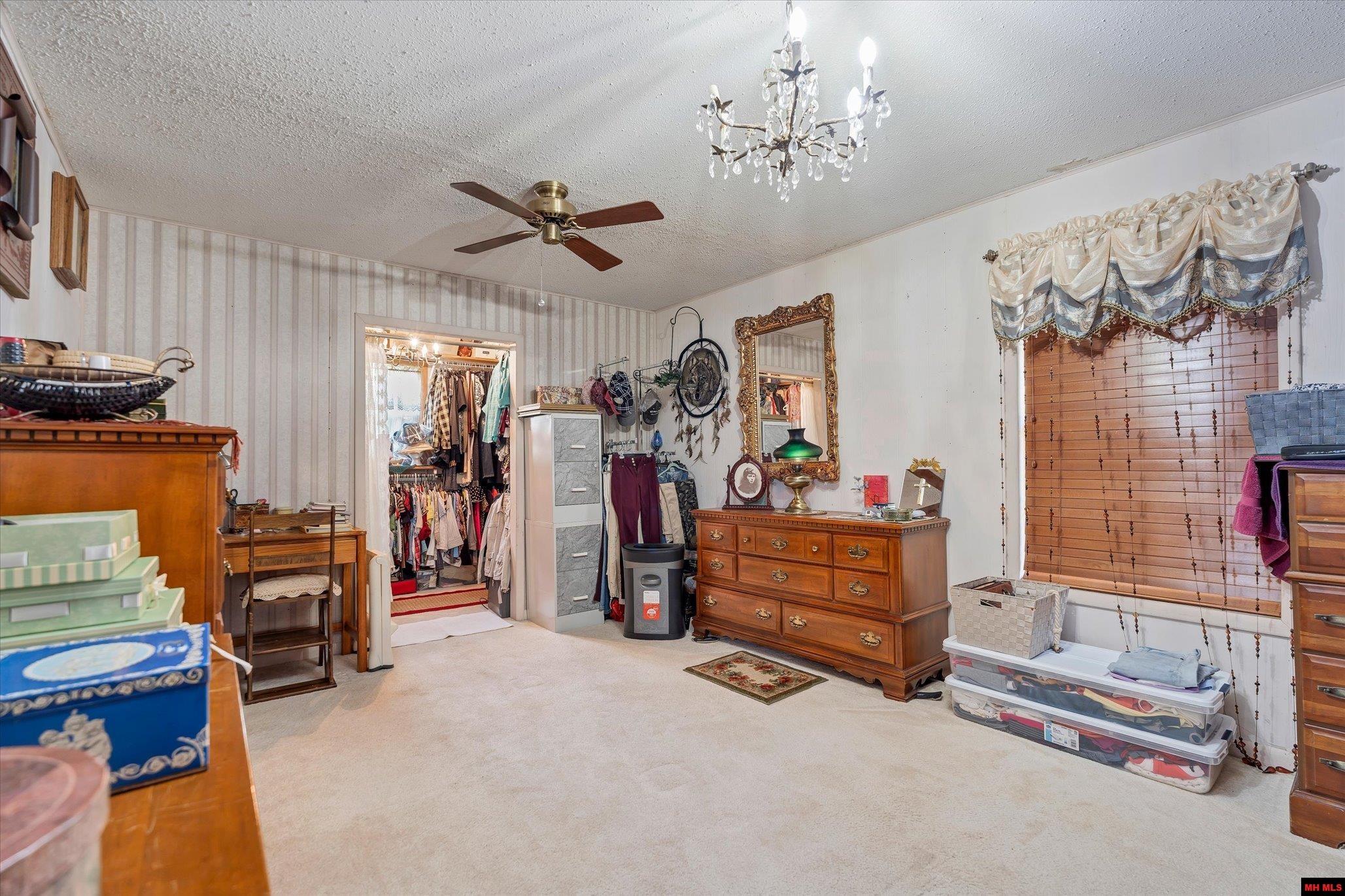 108 GREGORY STREET Norfork, AR 72658