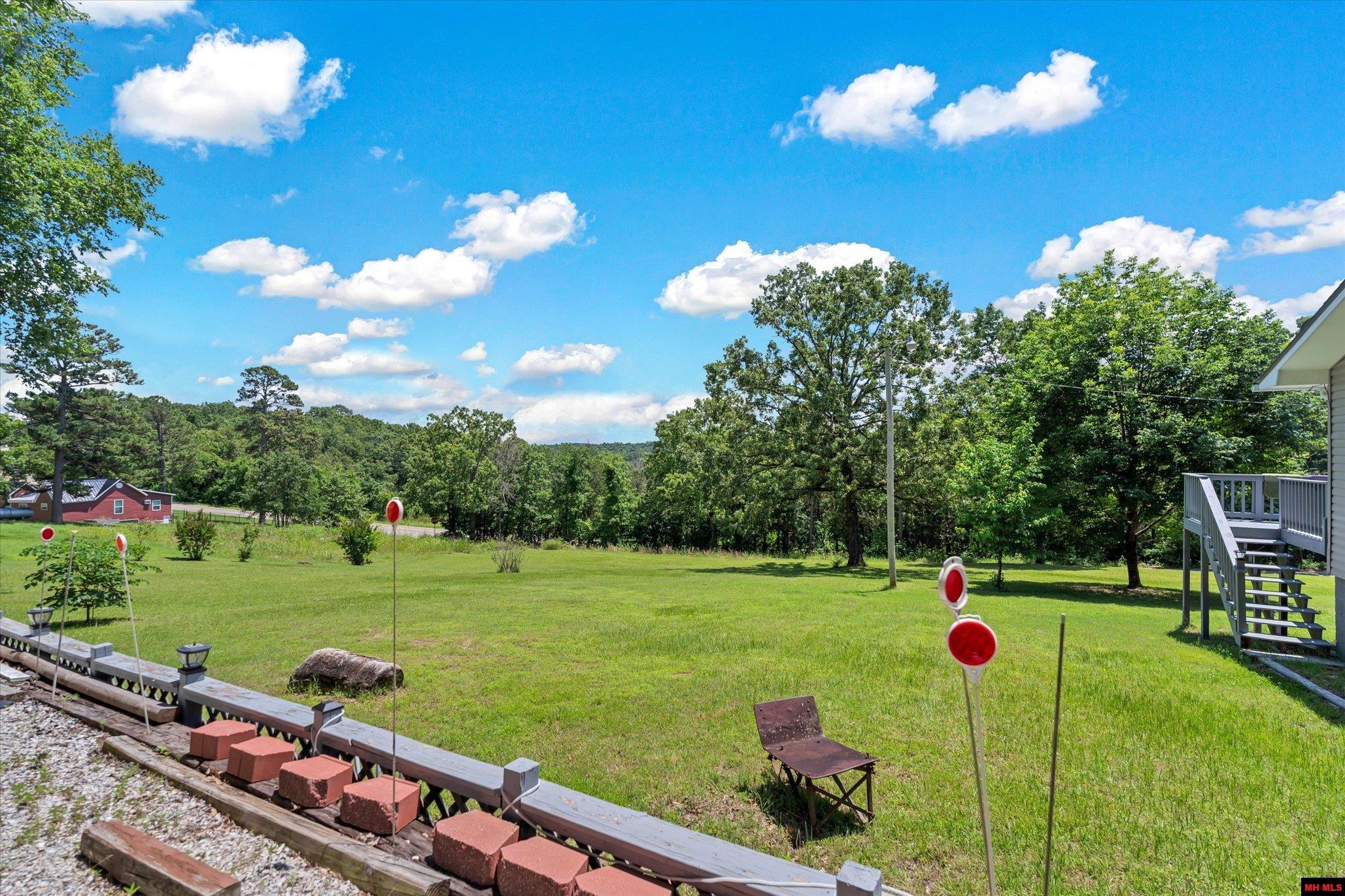 108 GREGORY STREET Norfork, AR 72658