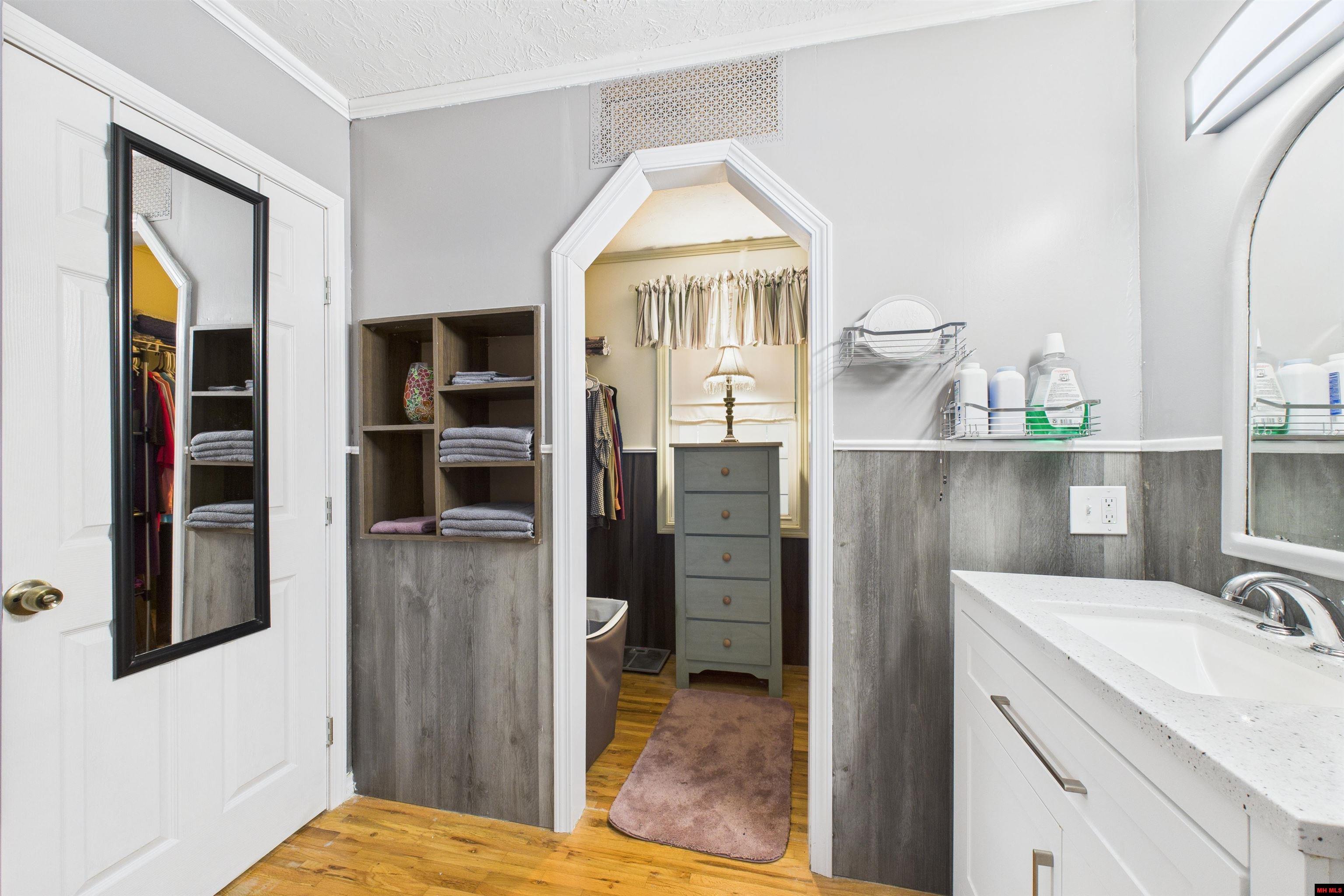 611 N COLLEGE STREET Mountain Home, AR 72653