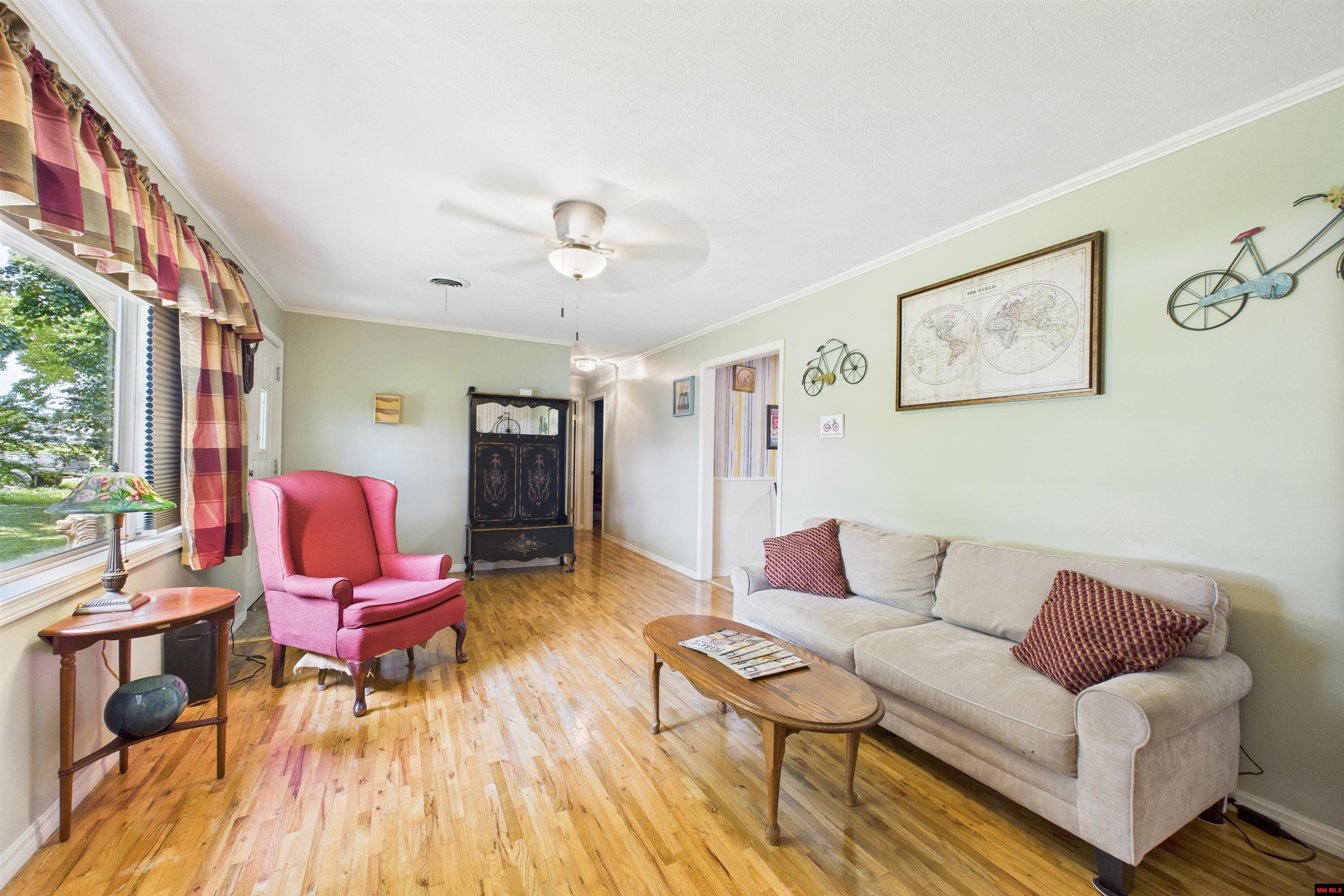 611 N COLLEGE STREET Mountain Home, AR 72653