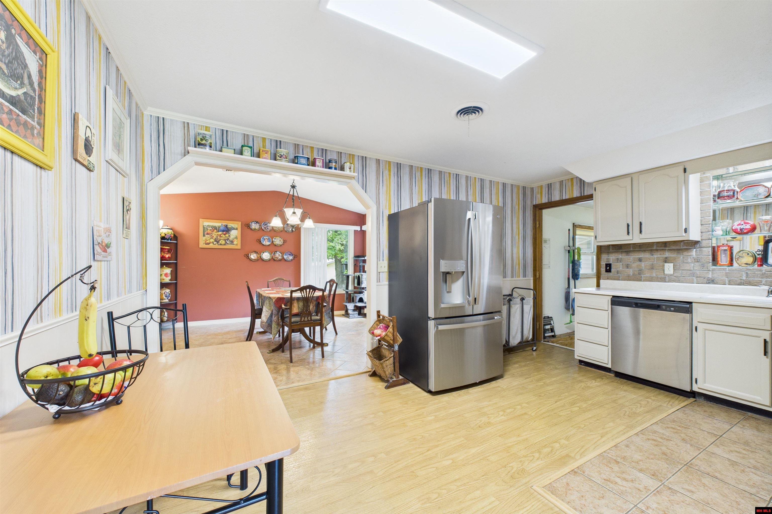 611 N COLLEGE STREET Mountain Home, AR 72653