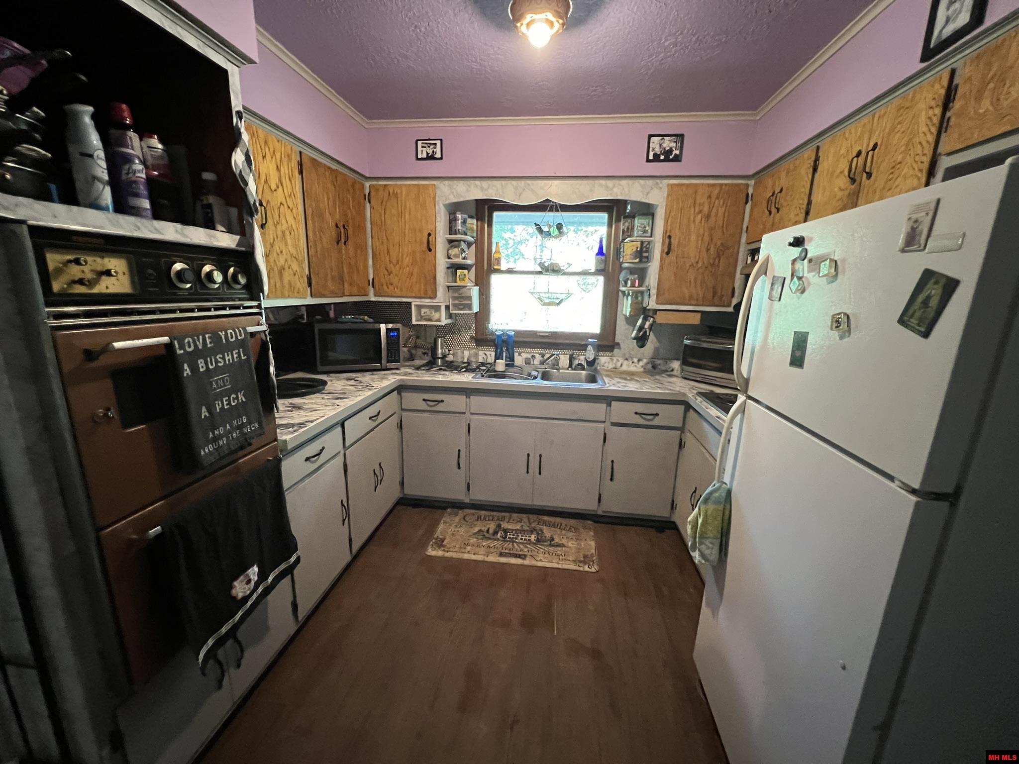 9857 N HWY 14 NORTH Yellville, AR 72687