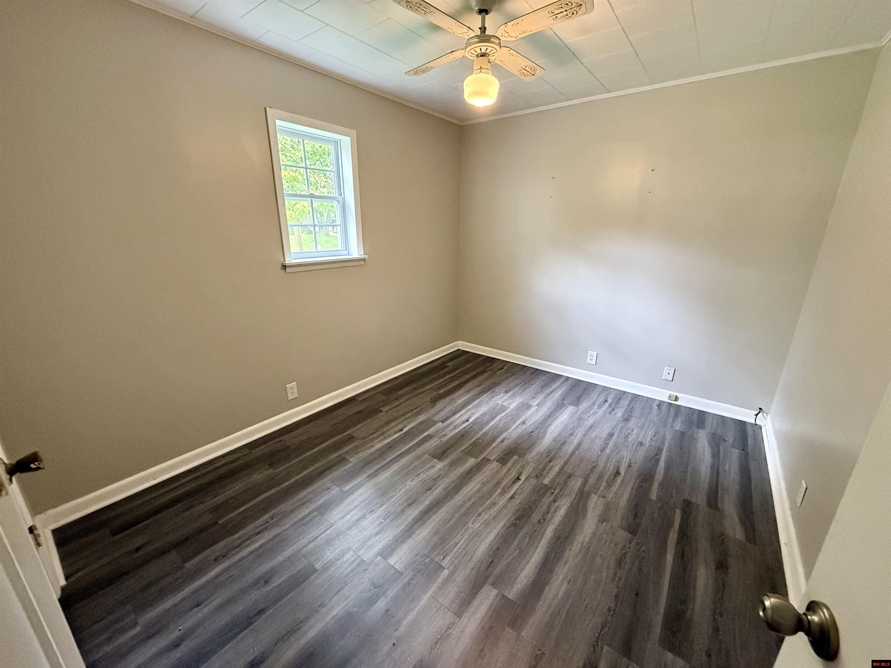 131 N PINE STREET Salem, AR