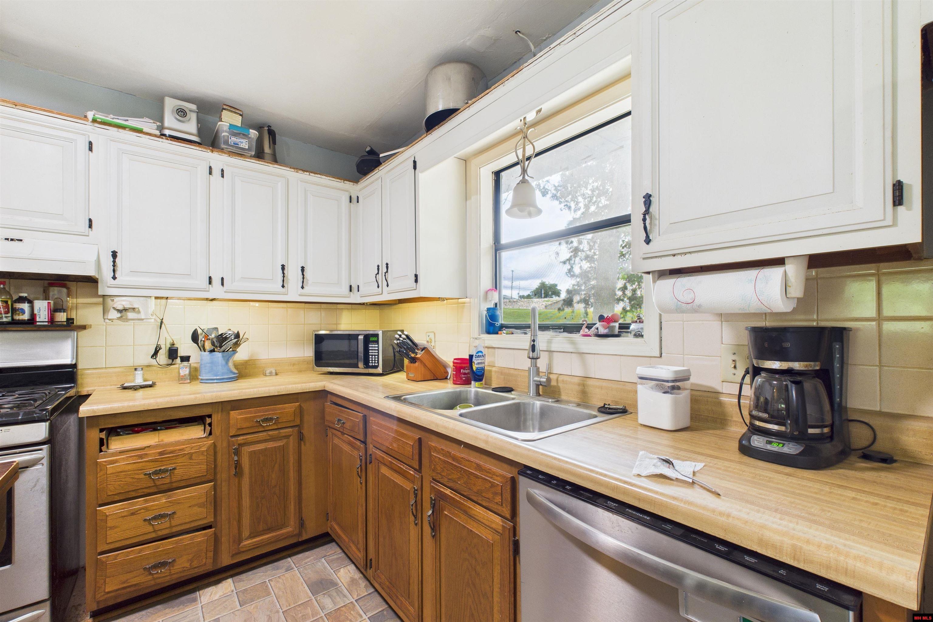 142 WALNUT CIRCLE Yellville, AR