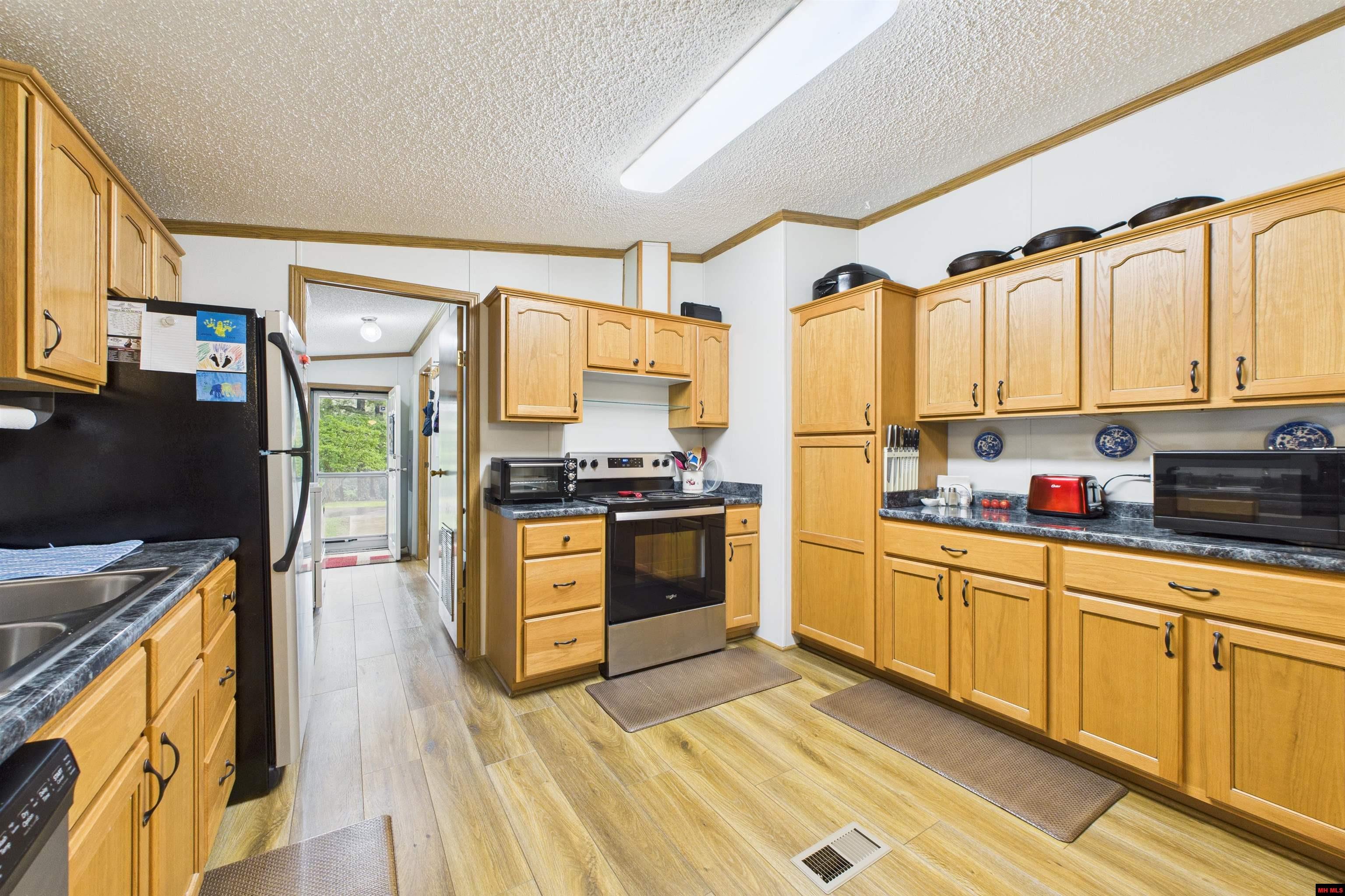 661 NUBBIN RIDGE ROAD Lakeview, AR