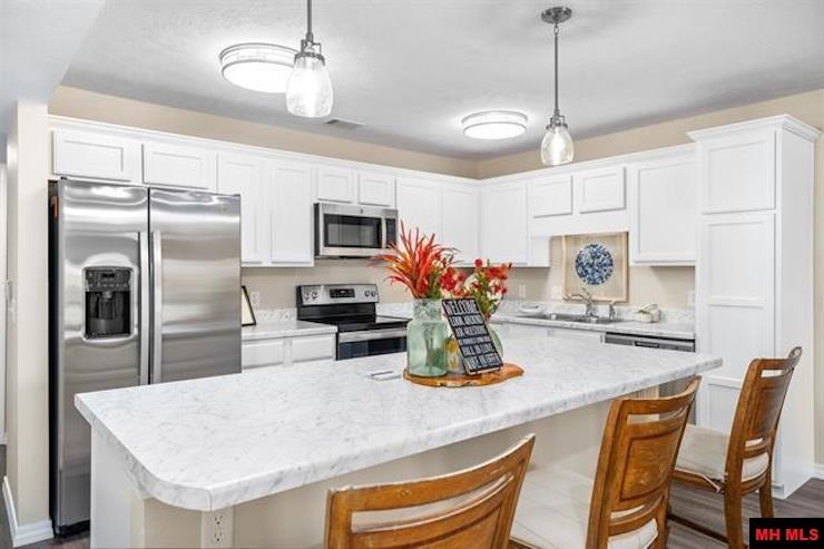 2007 Silver Bay Court