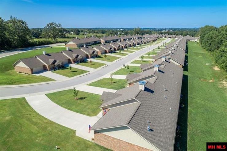 2019 Silver Bay Court