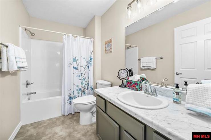 2014 Silver Bay Court