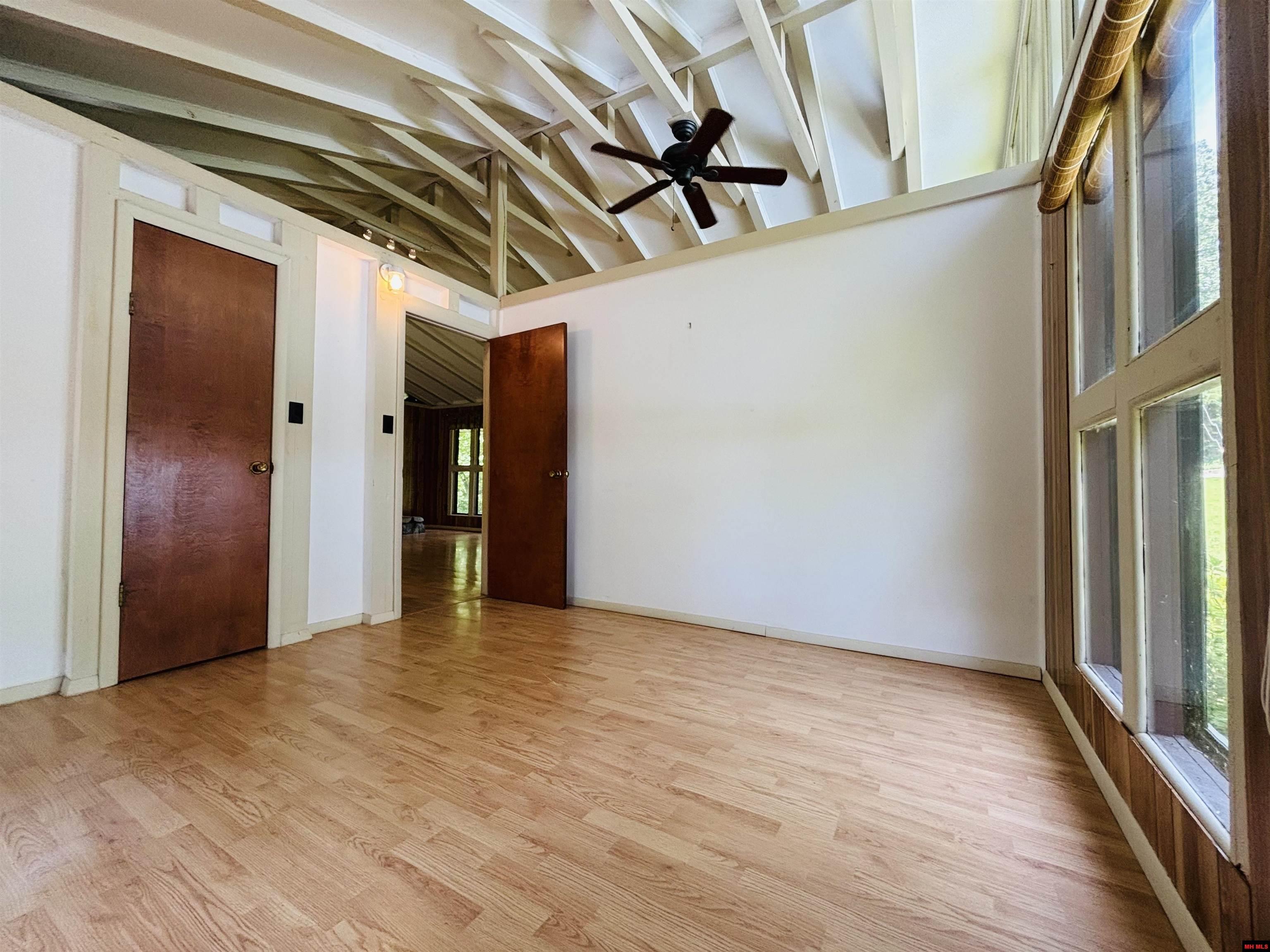 272 BENT OAK LANE Midway, AR
