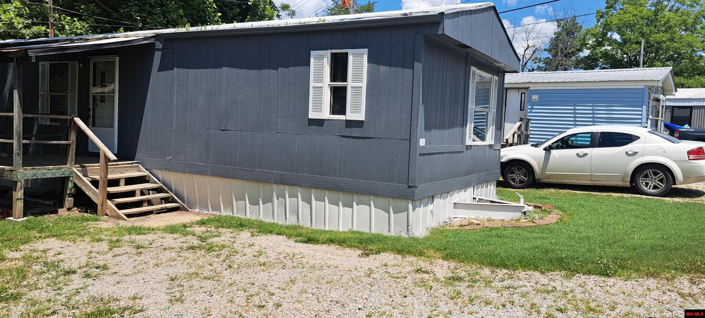 1326 E 9TH STREET Mountain Home, AR