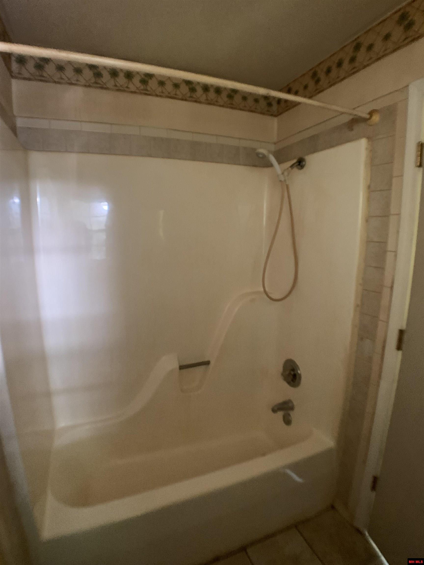 104 NORTH DRIVE Lakeview, AR