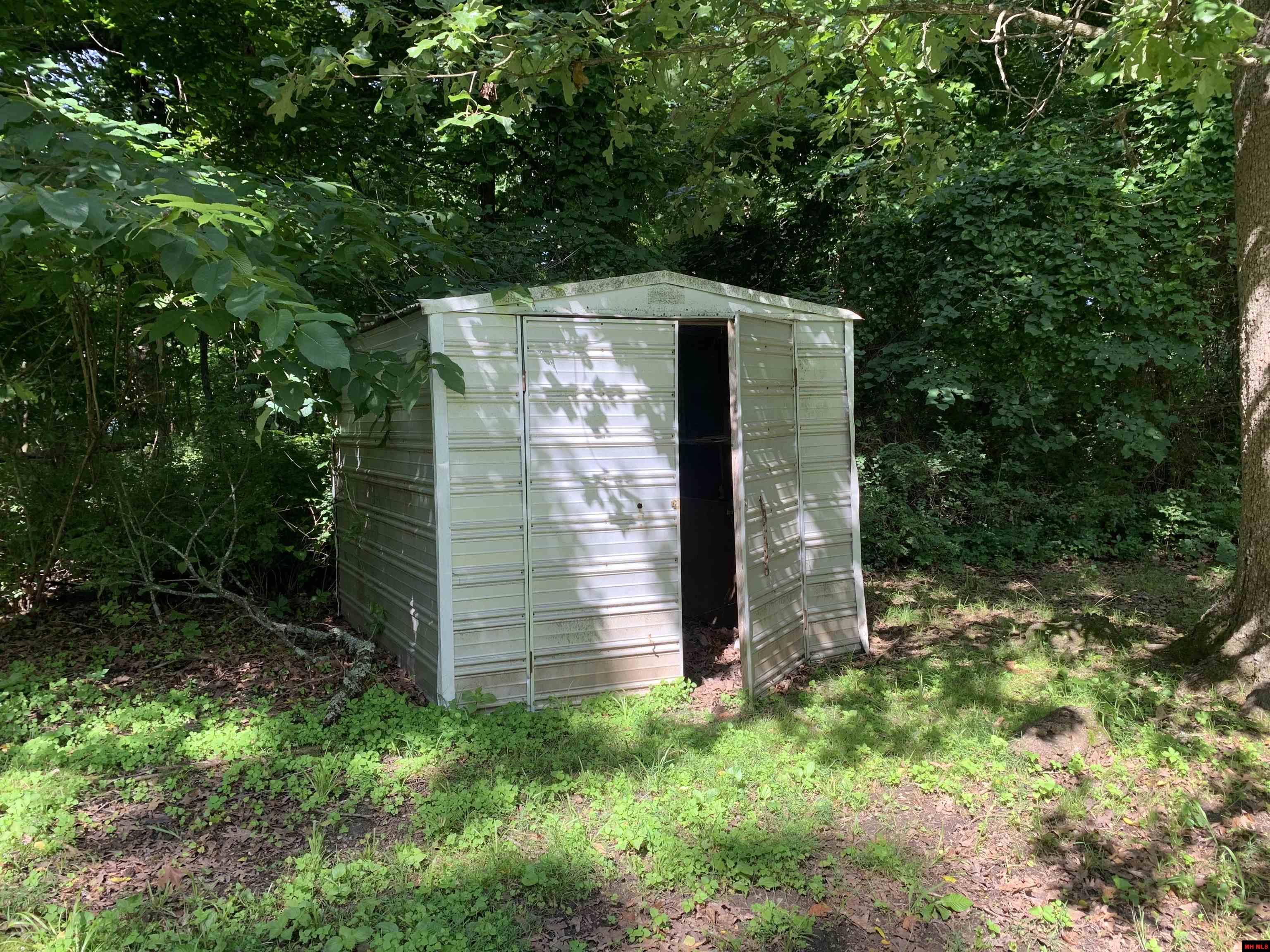 104 NORTH DRIVE Lakeview, AR