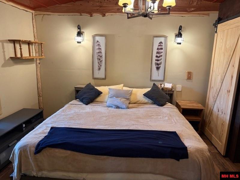 1674 ECHOWOOD CIRCLE Viola, AR 72583