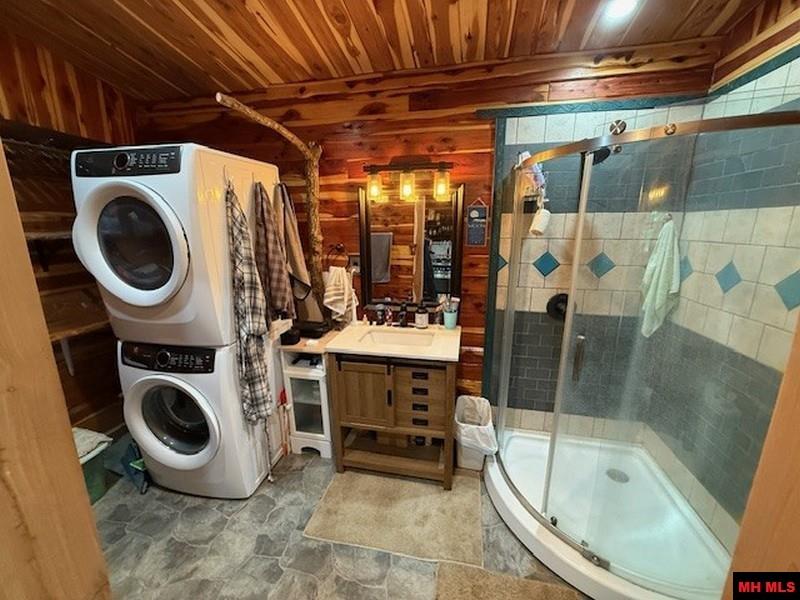 1674 ECHOWOOD CIRCLE Viola, AR 72583