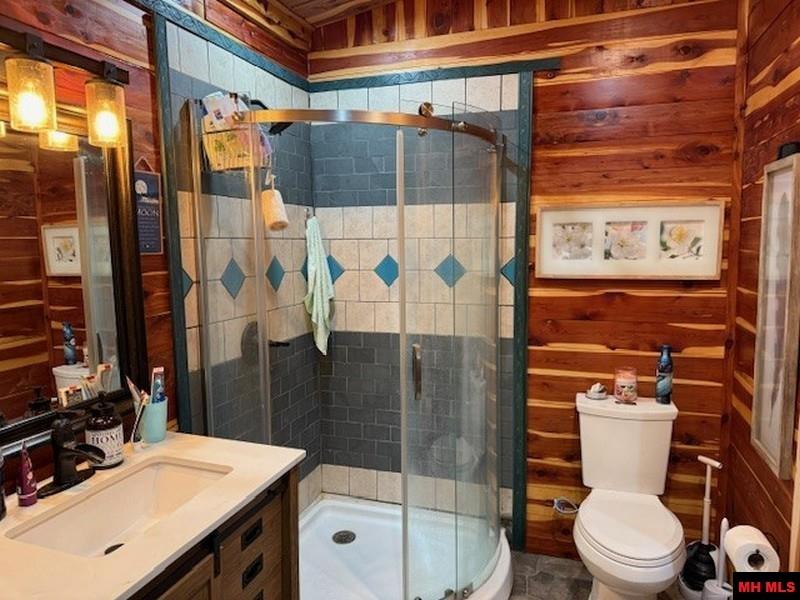 1674 ECHOWOOD CIRCLE Viola, AR 72583