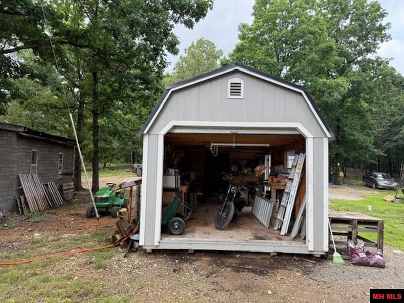 1674 ECHOWOOD CIRCLE Viola, AR 72583