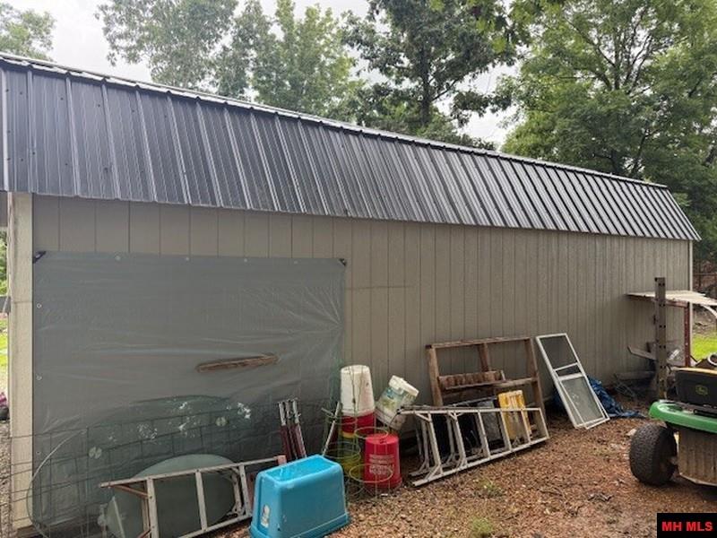 1674 ECHOWOOD CIRCLE Viola, AR 72583