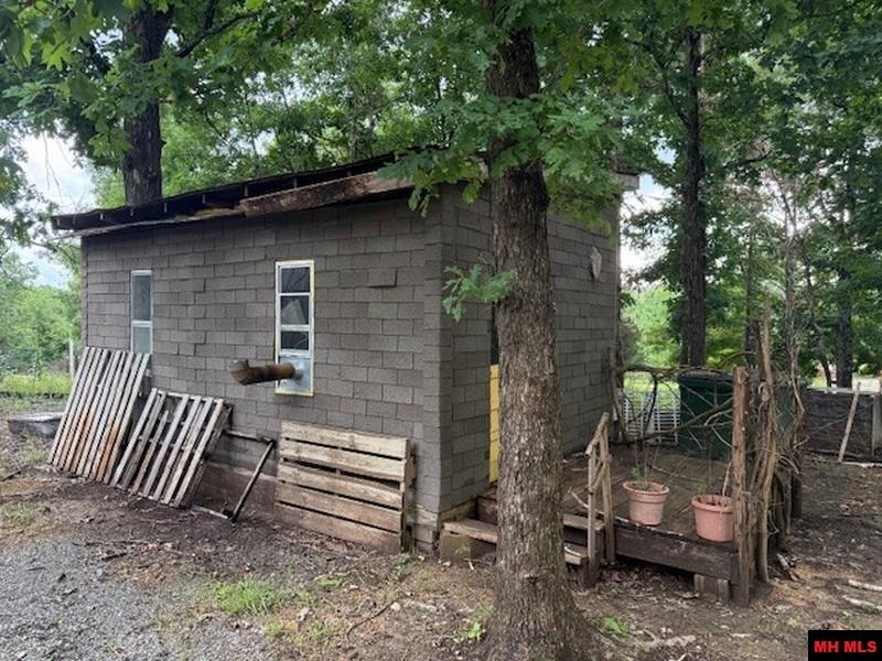 1674 ECHOWOOD CIRCLE Viola, AR 72583