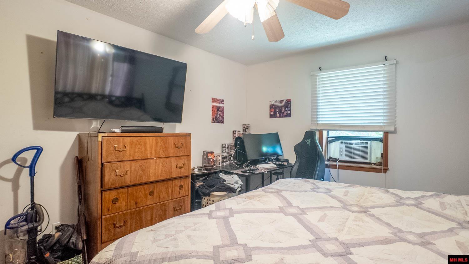 2048 CR 27 Mountain Home, AR 72653