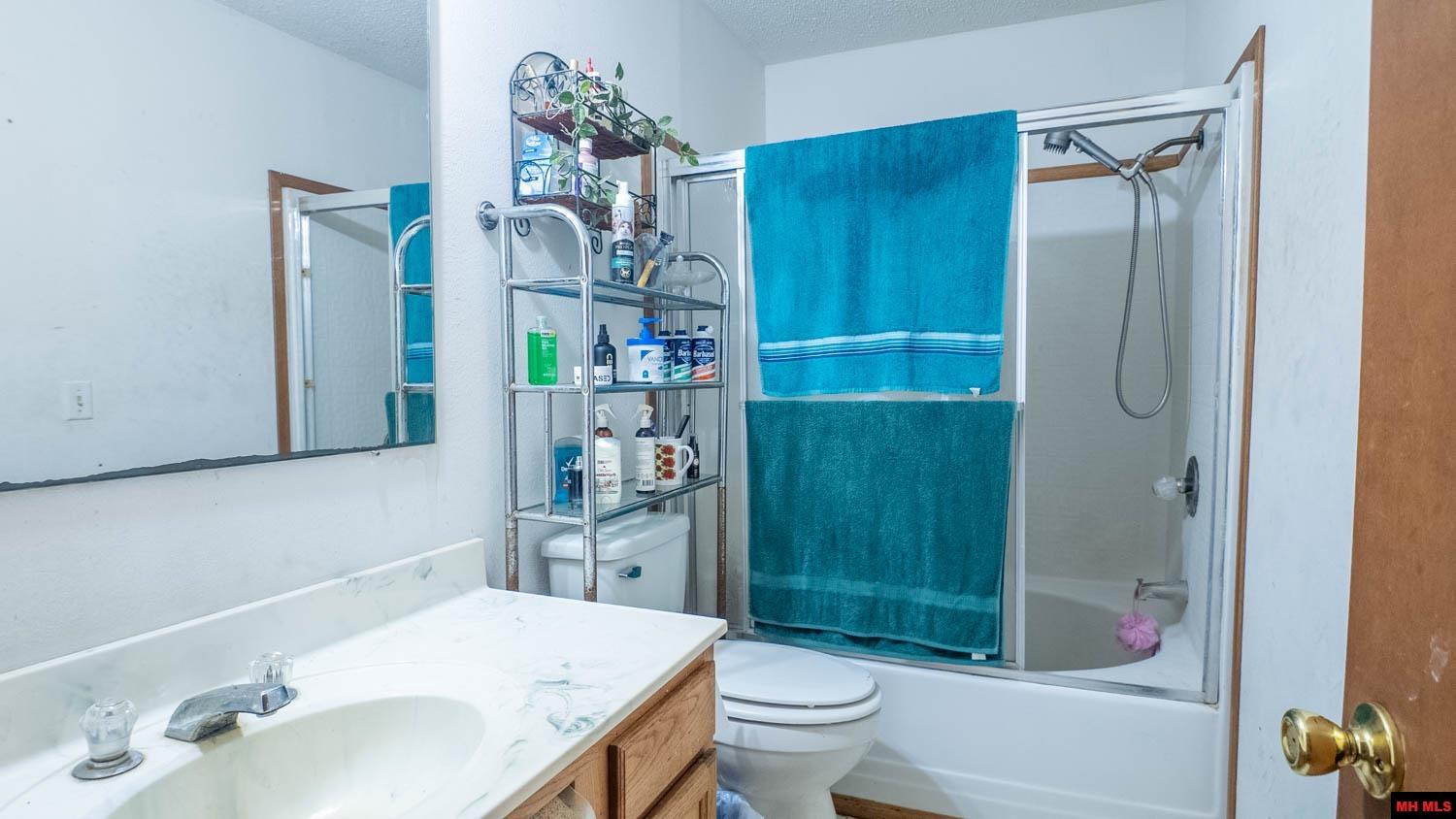 2048 CR 27 Mountain Home, AR 72653