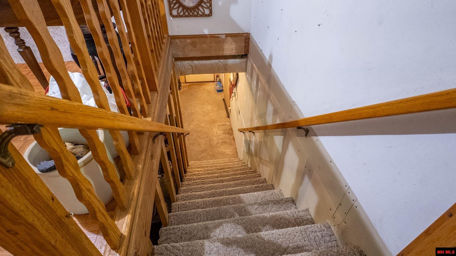 2048 CR 27 Mountain Home, AR 72653