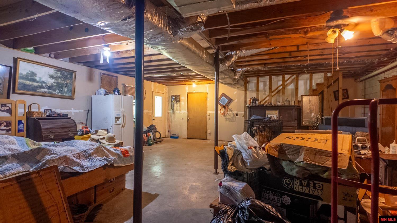 2048 CR 27 Mountain Home, AR 72653