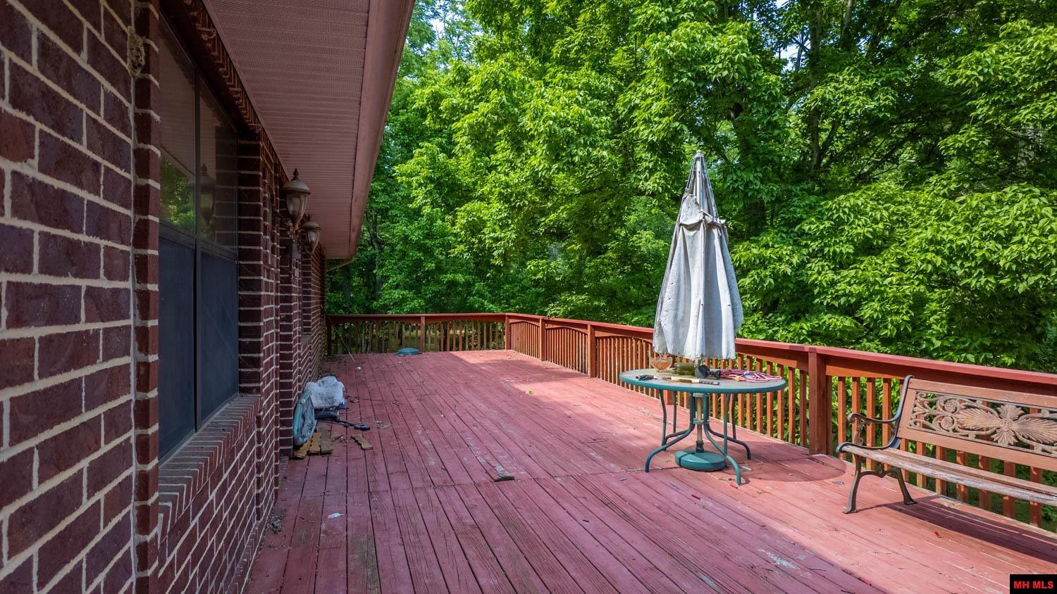 2048 CR 27 Mountain Home, AR 72653