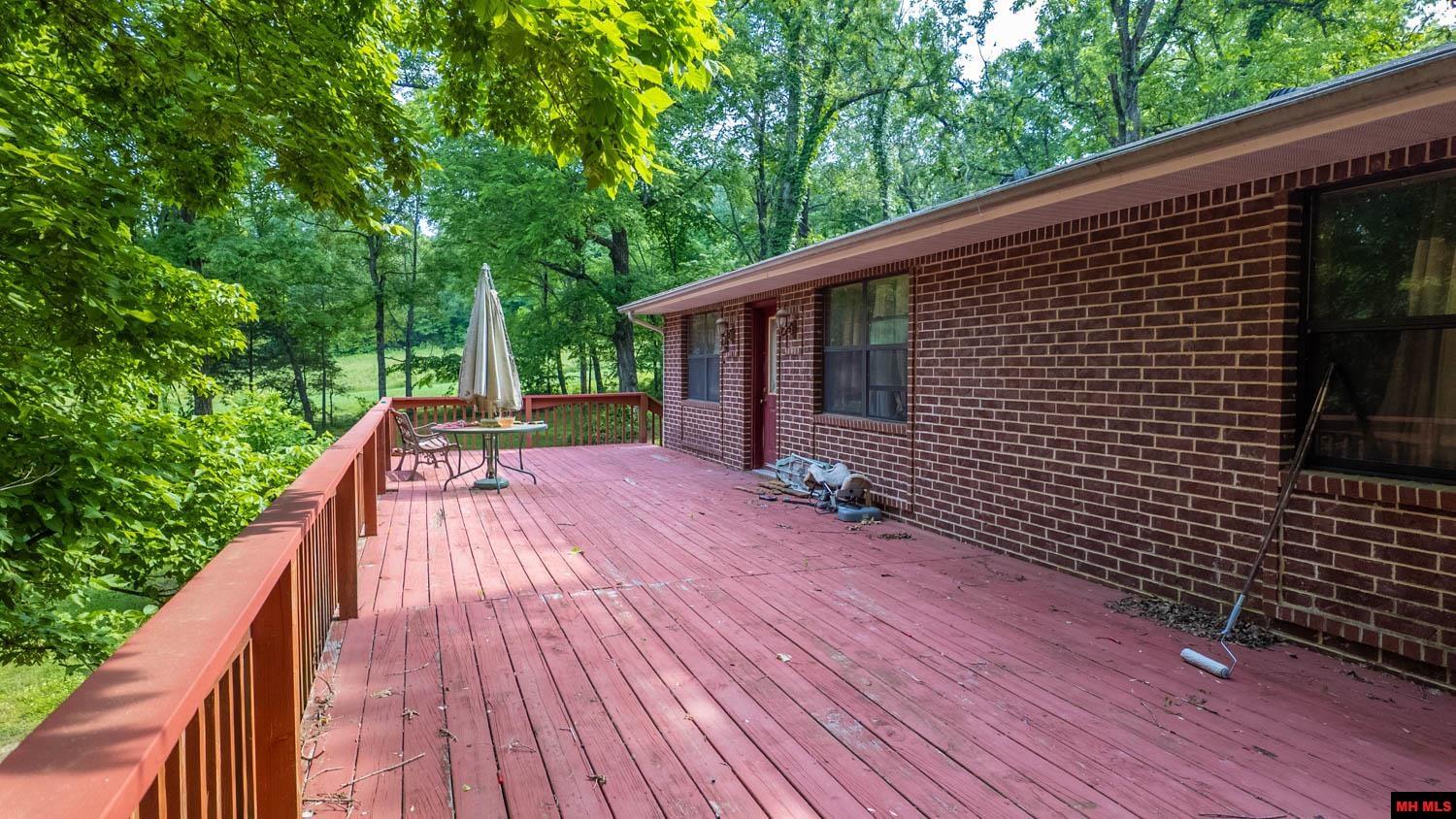 2048 CR 27 Mountain Home, AR 72653