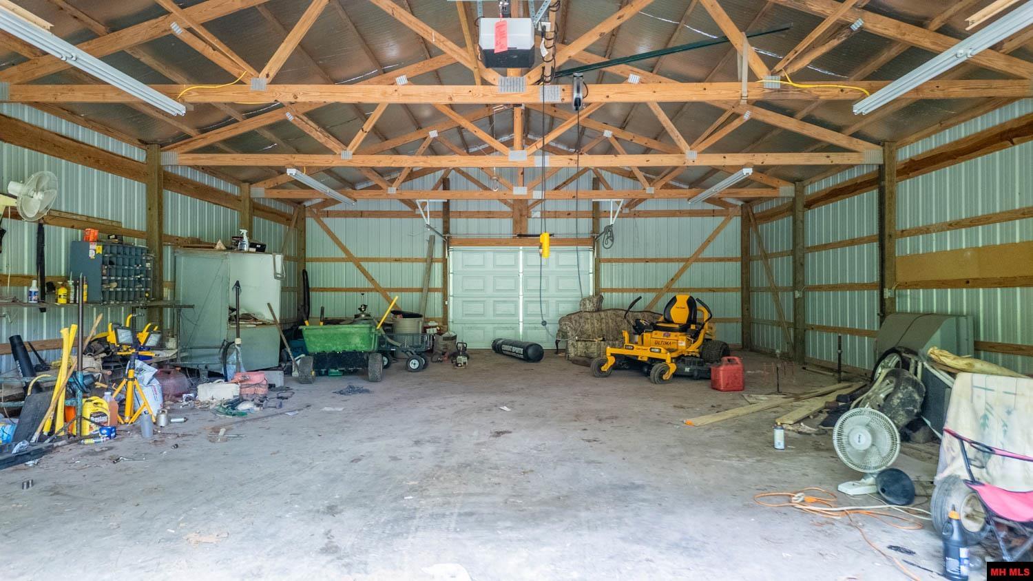 2048 CR 27 Mountain Home, AR 72653