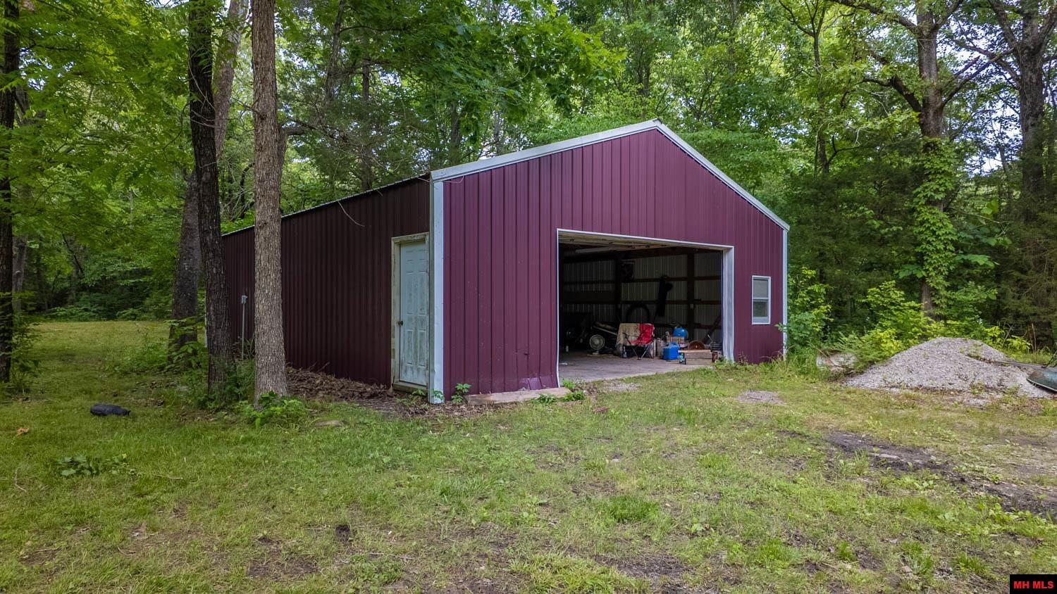 2048 CR 27 Mountain Home, AR 72653