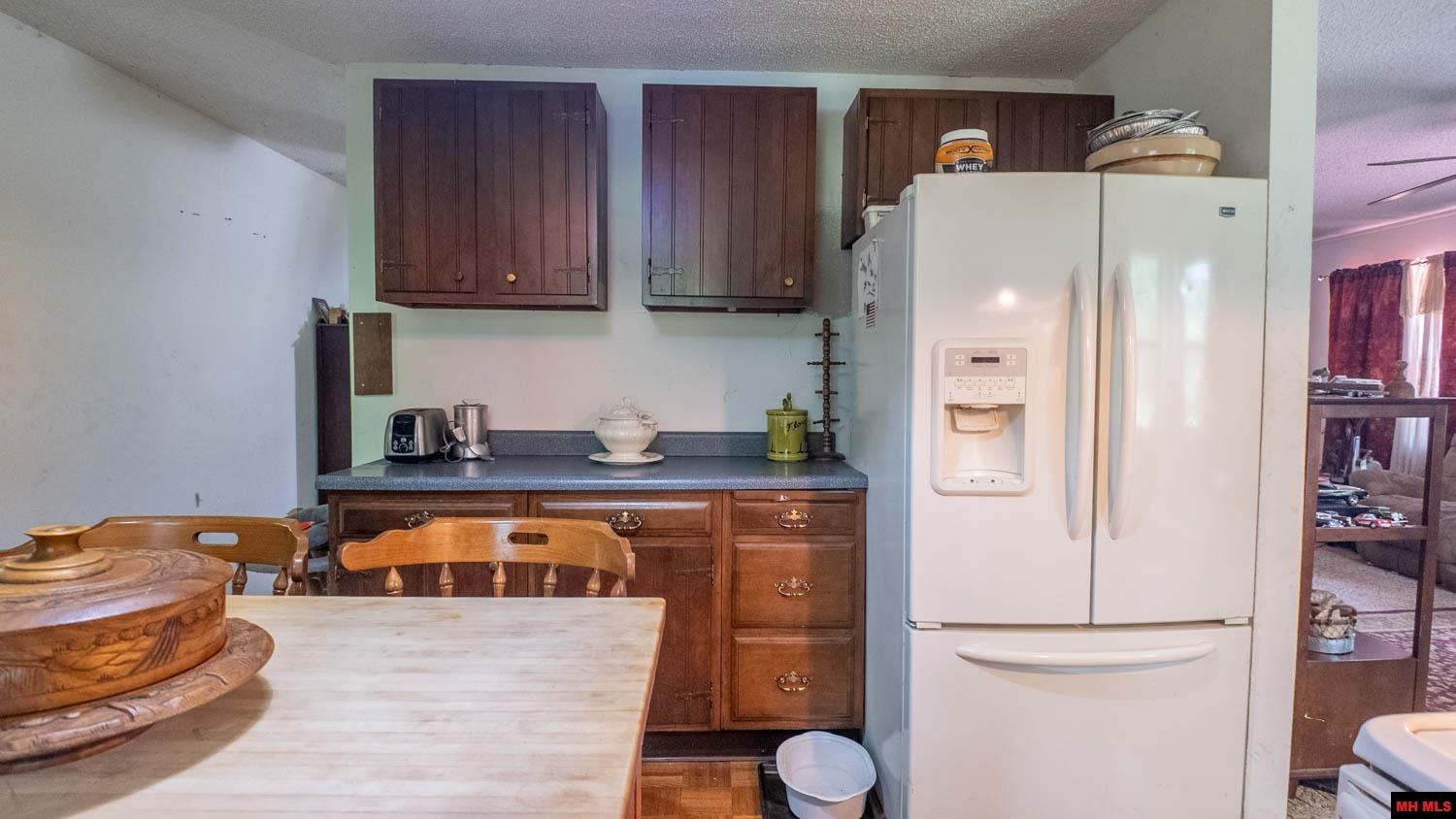 2048 CR 27 Mountain Home, AR 72653