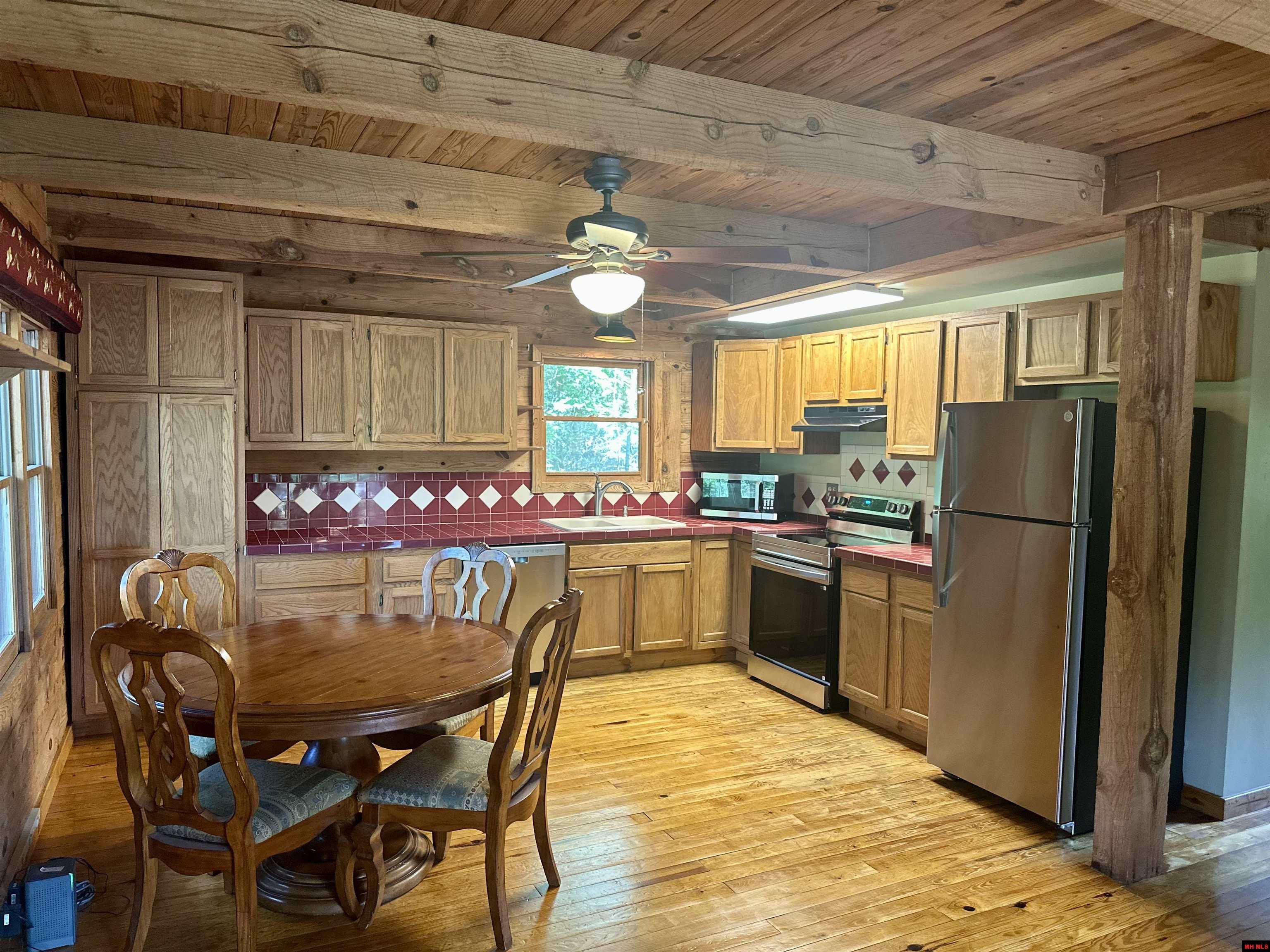 1637 HWY 178 WEST Midway, AR 72651