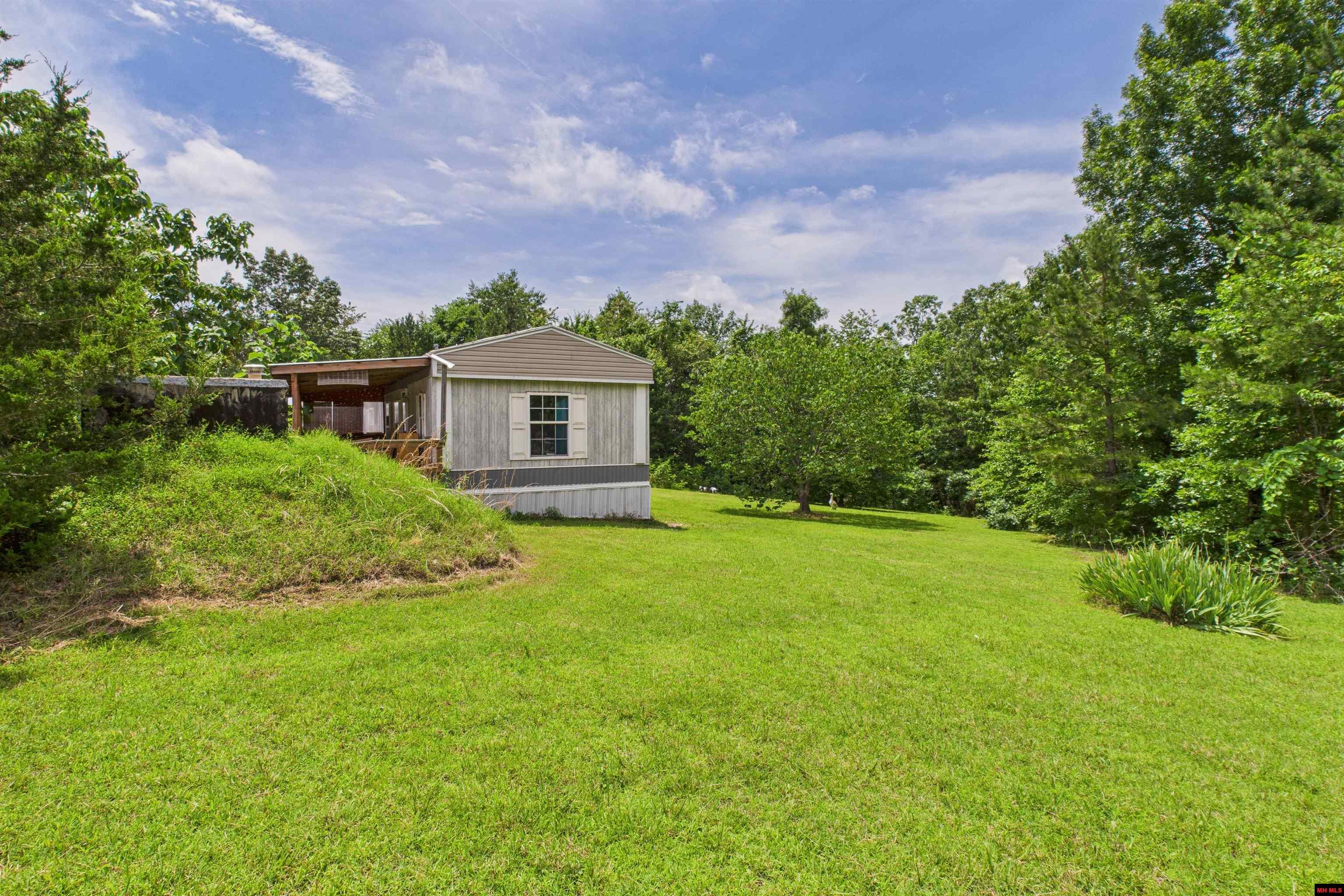277 CHEROKEE RIDGE LANE Yellville, AR