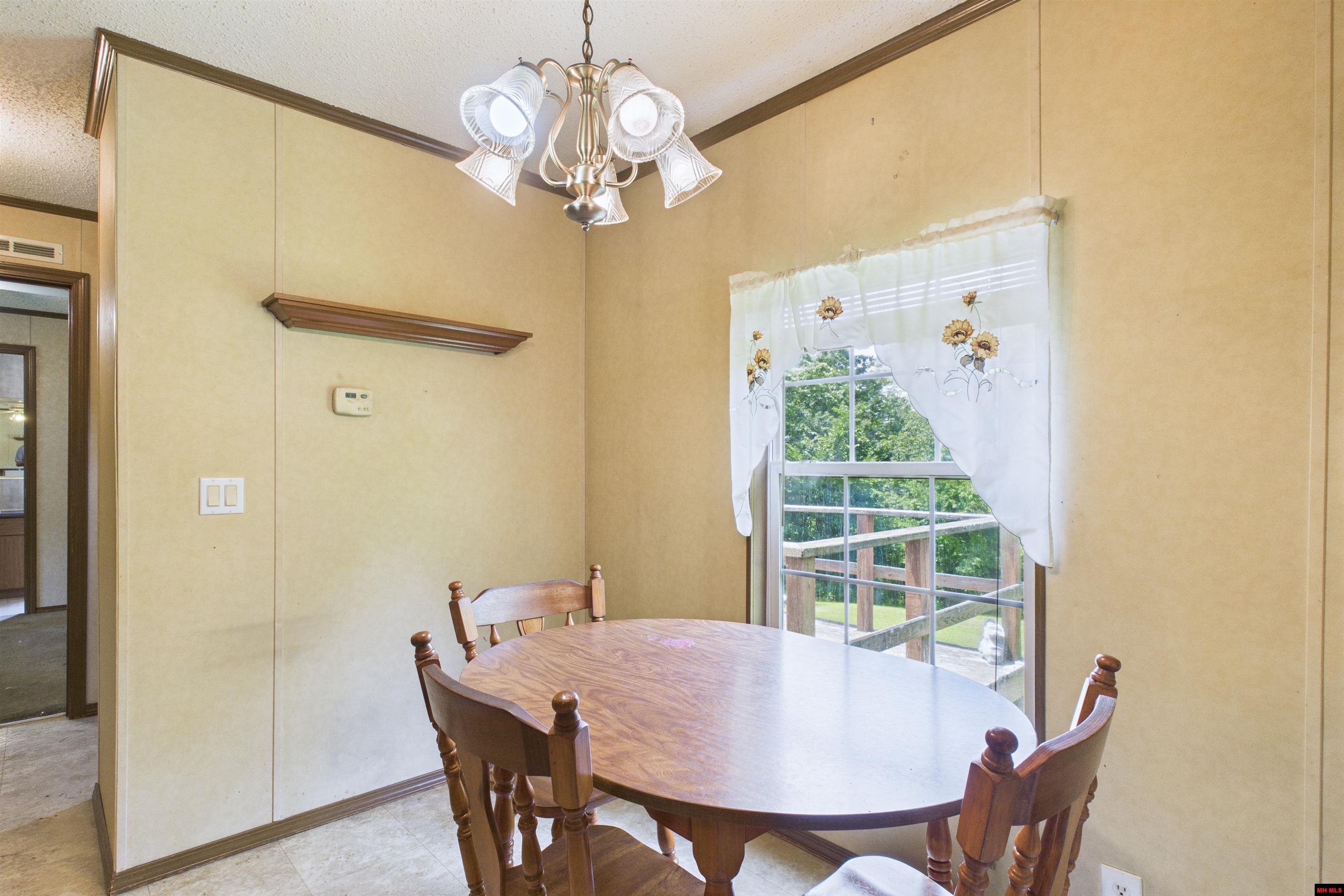 277 CHEROKEE RIDGE LANE Yellville, AR